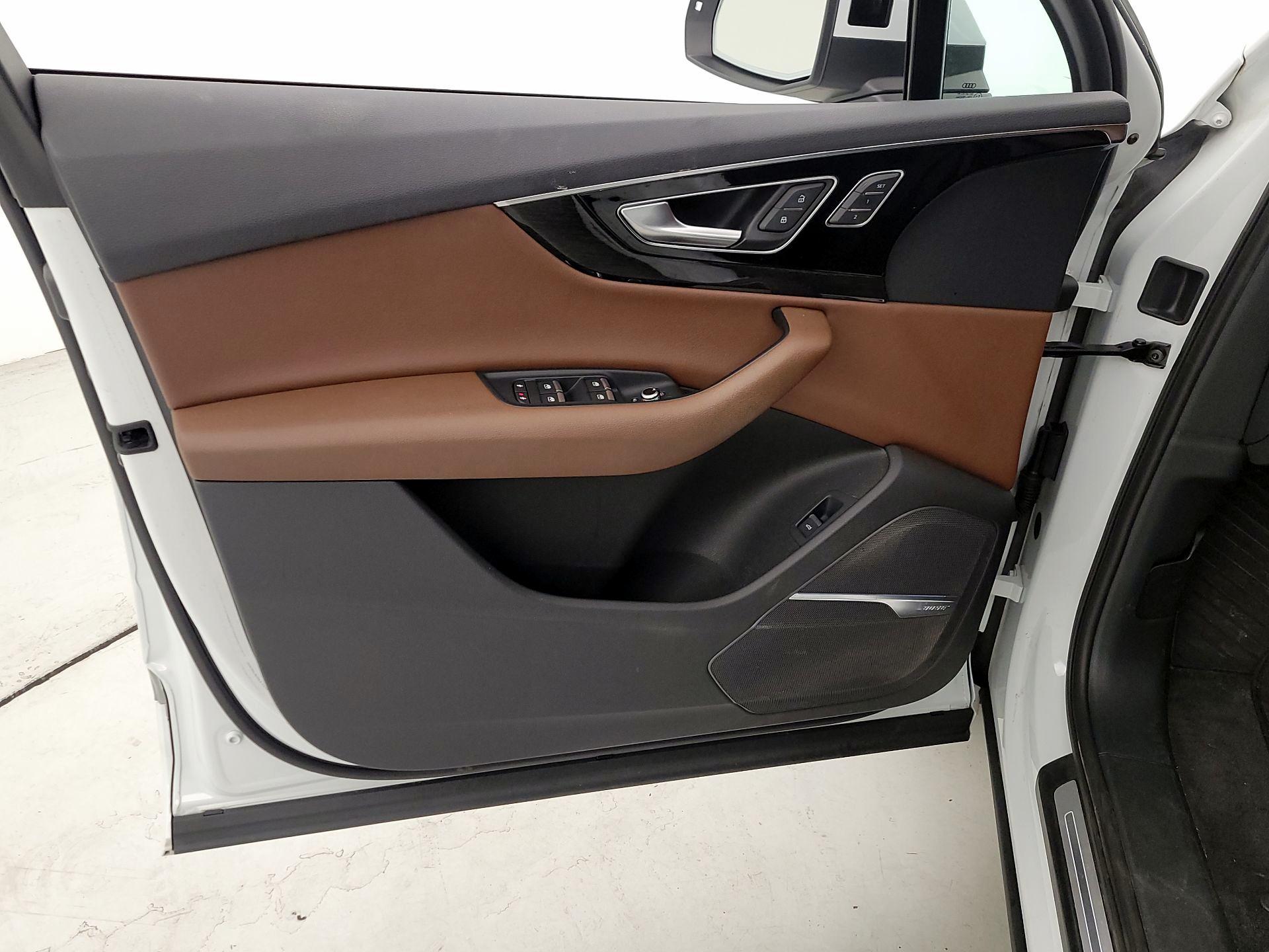 Thumbnail: 2019 Audi Q7 - 12