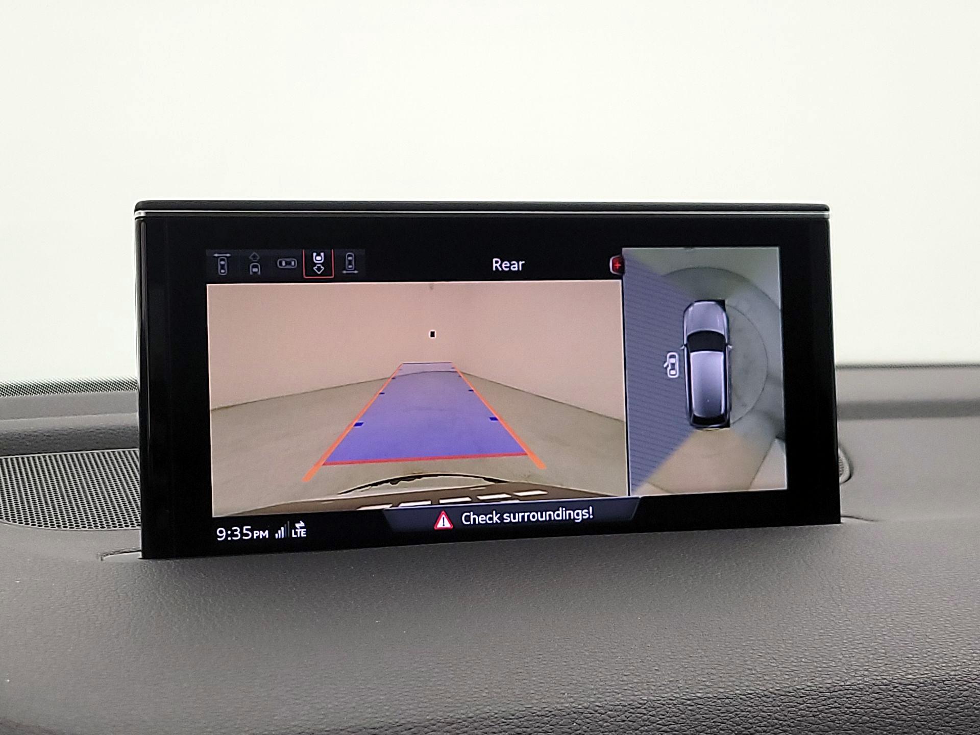 Thumbnail: 2019 Audi Q7 - 15