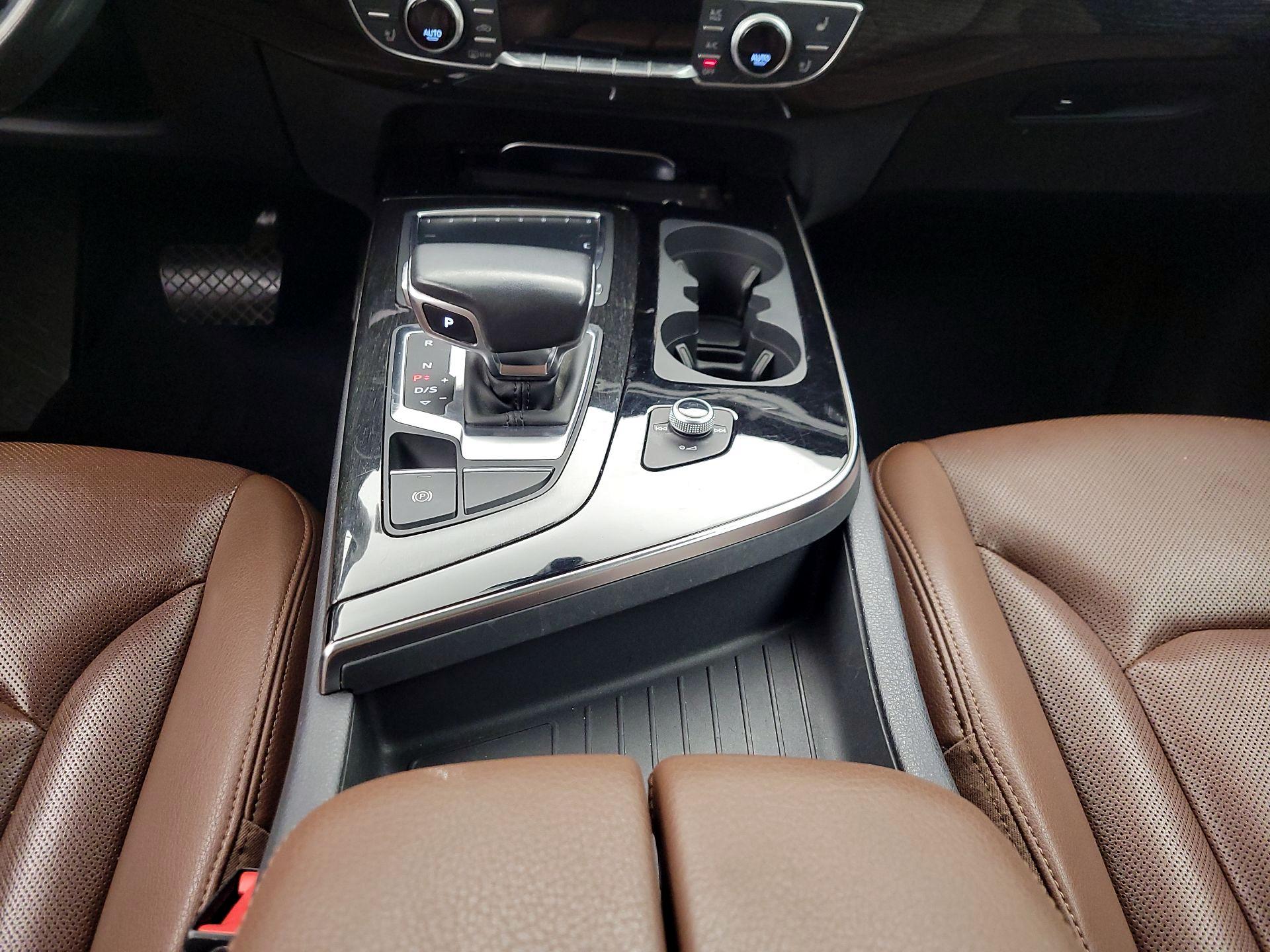 Thumbnail: 2019 Audi Q7 - 18