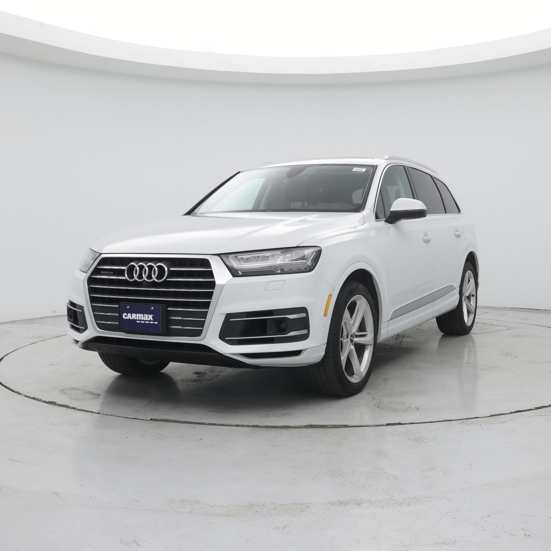 Thumbnail: 2019 Audi Q7 - 4