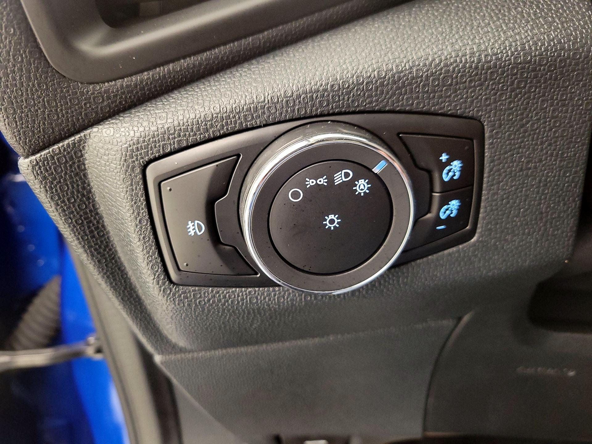 Thumbnail: 2022 Ford EcoSport - 13