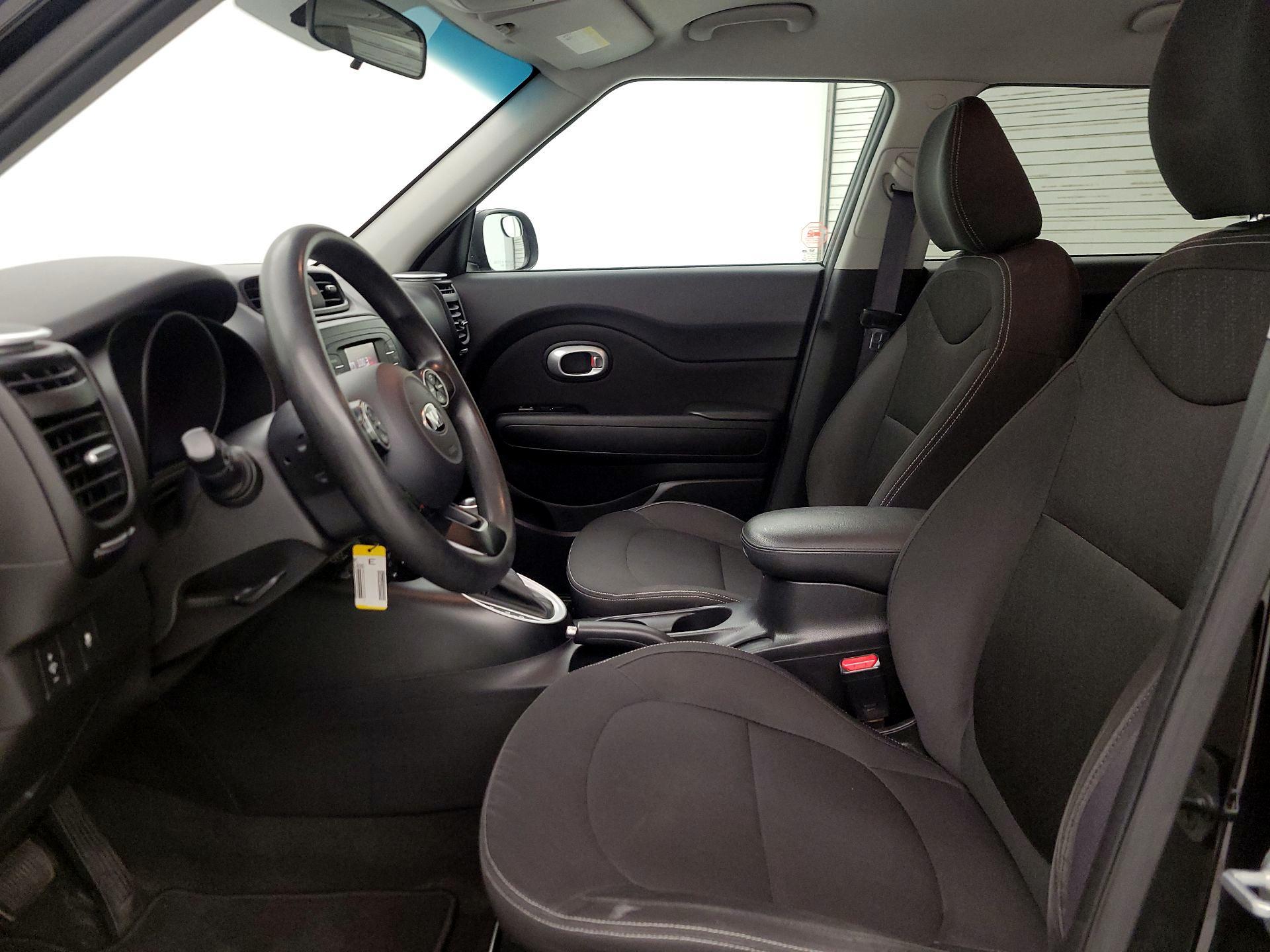 Thumbnail: 2015 Kia Soul - 11