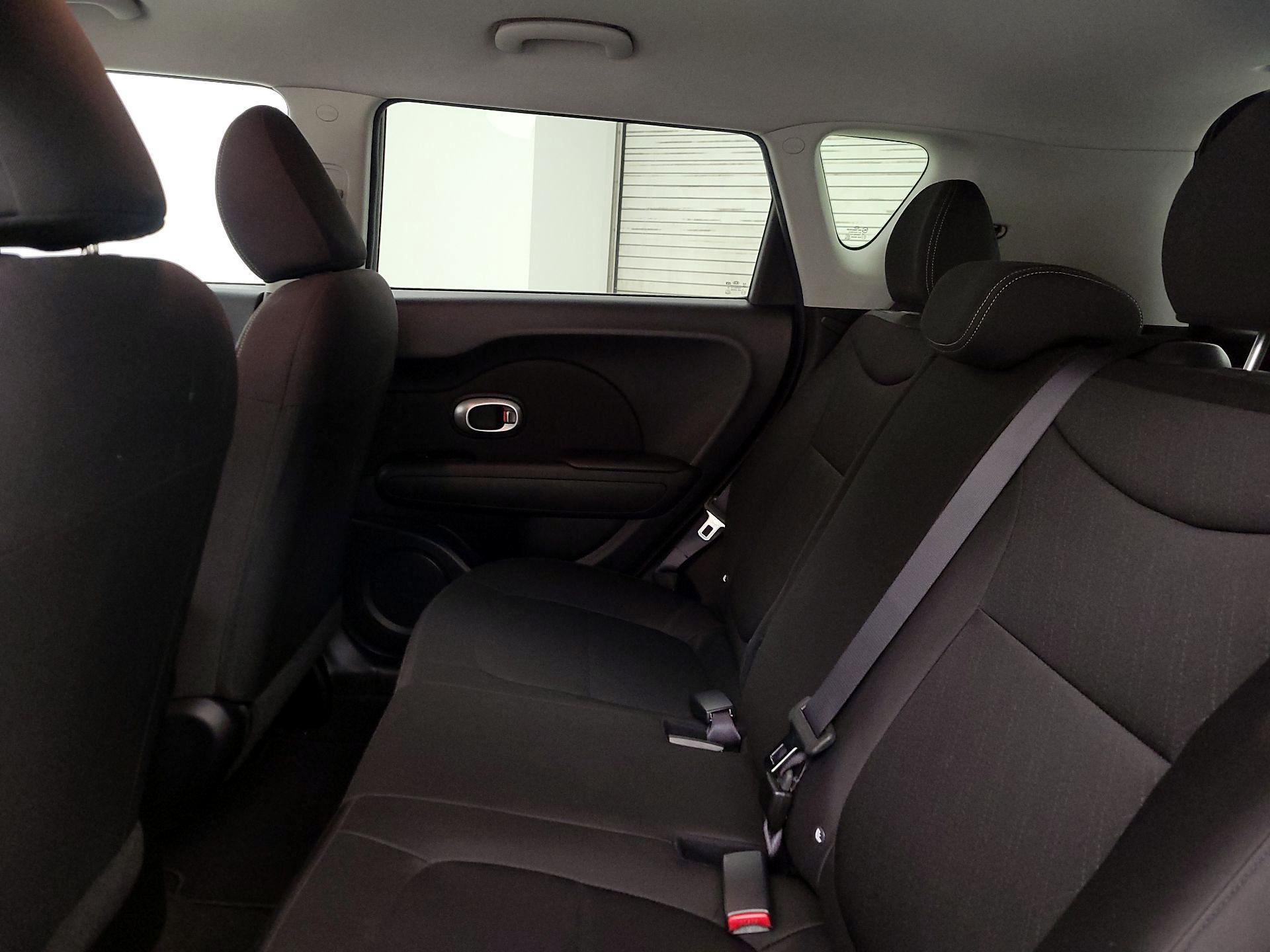 Thumbnail: 2015 Kia Soul - 19