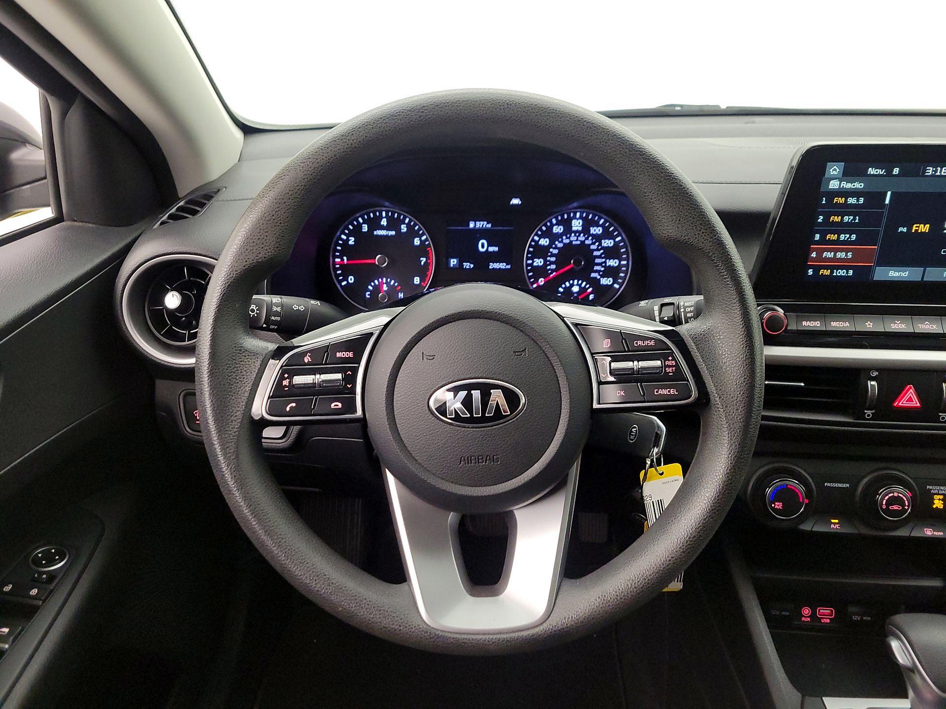 Thumbnail: 2021 Kia Forte - 10