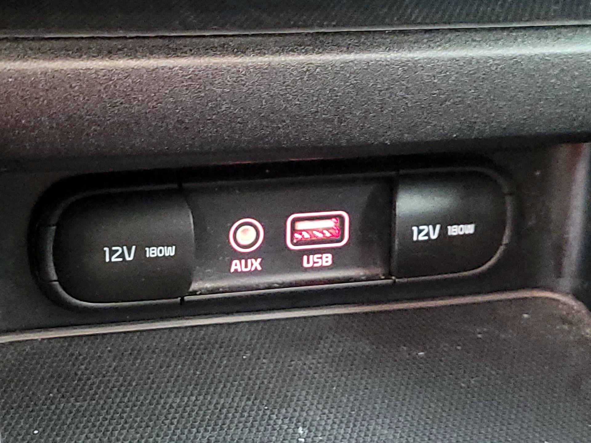 Thumbnail: 2021 Kia Forte - 18