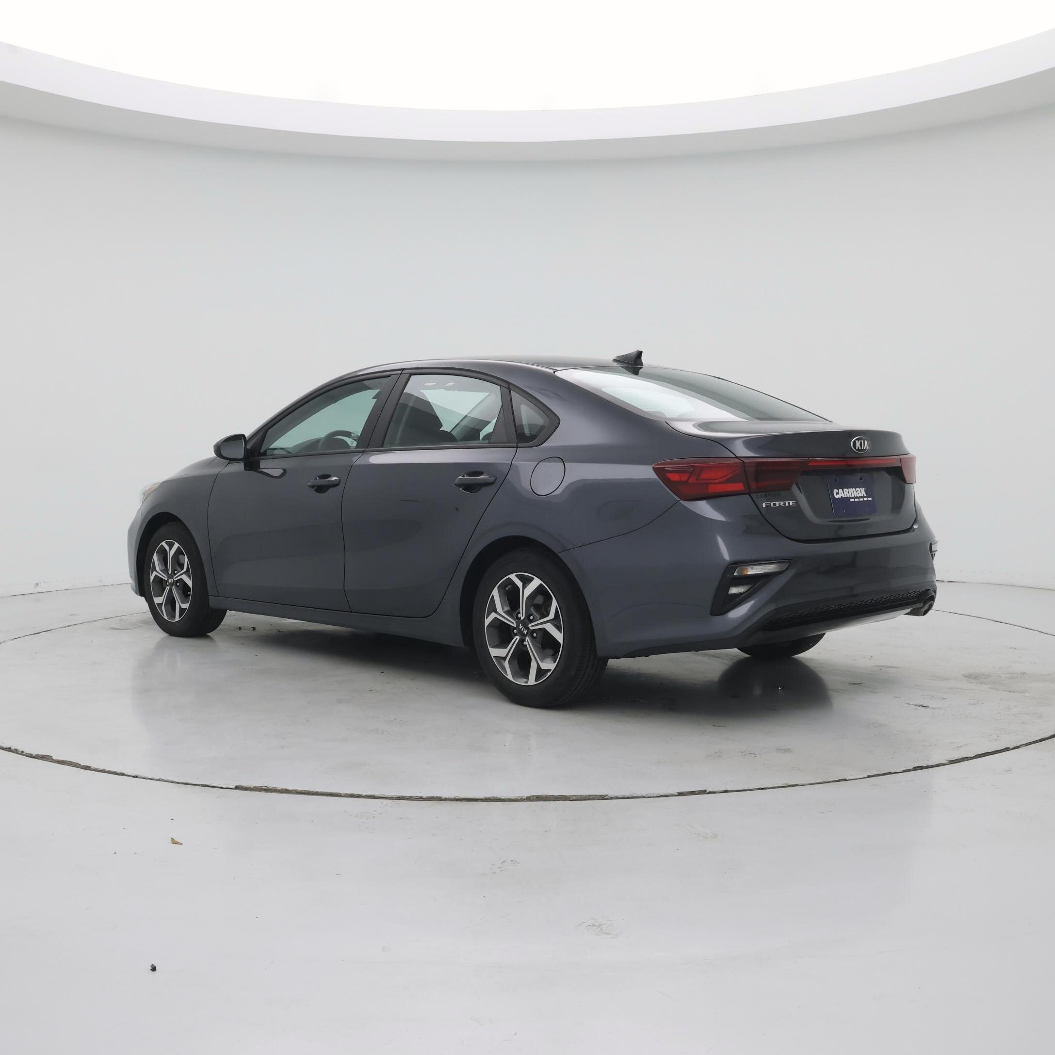 Thumbnail: 2021 Kia Forte - 2