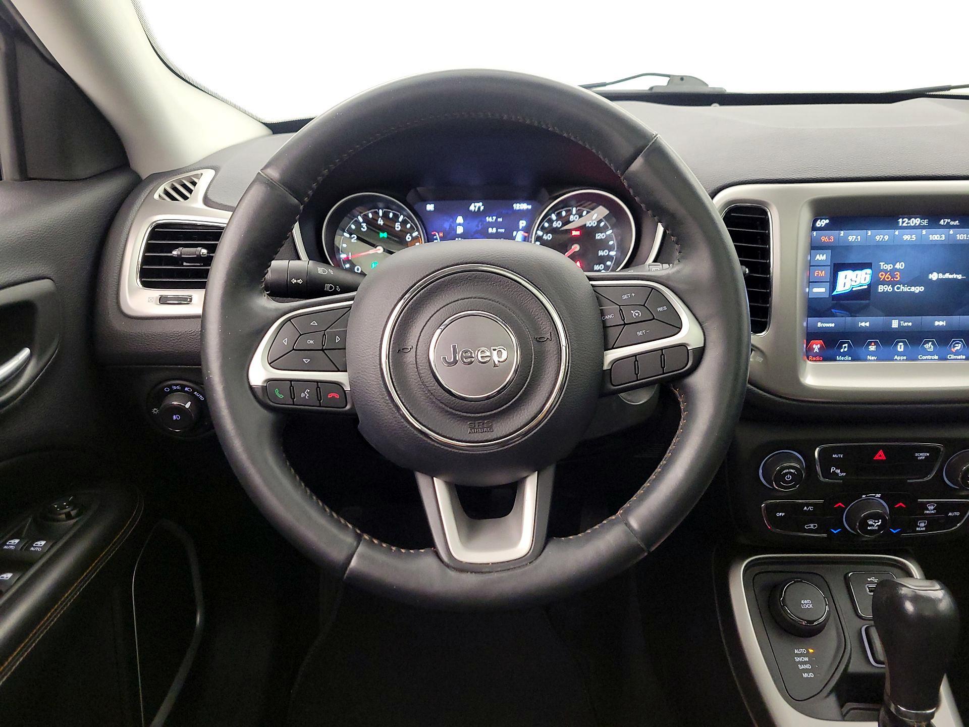 Thumbnail: 2017 Jeep Compass - 10