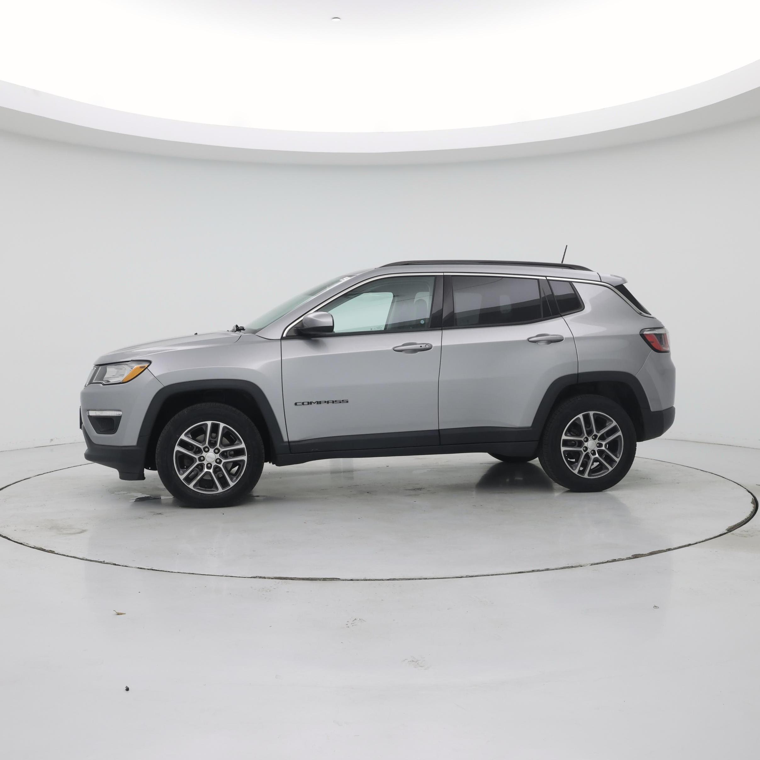Thumbnail: 2017 Jeep Compass - 3