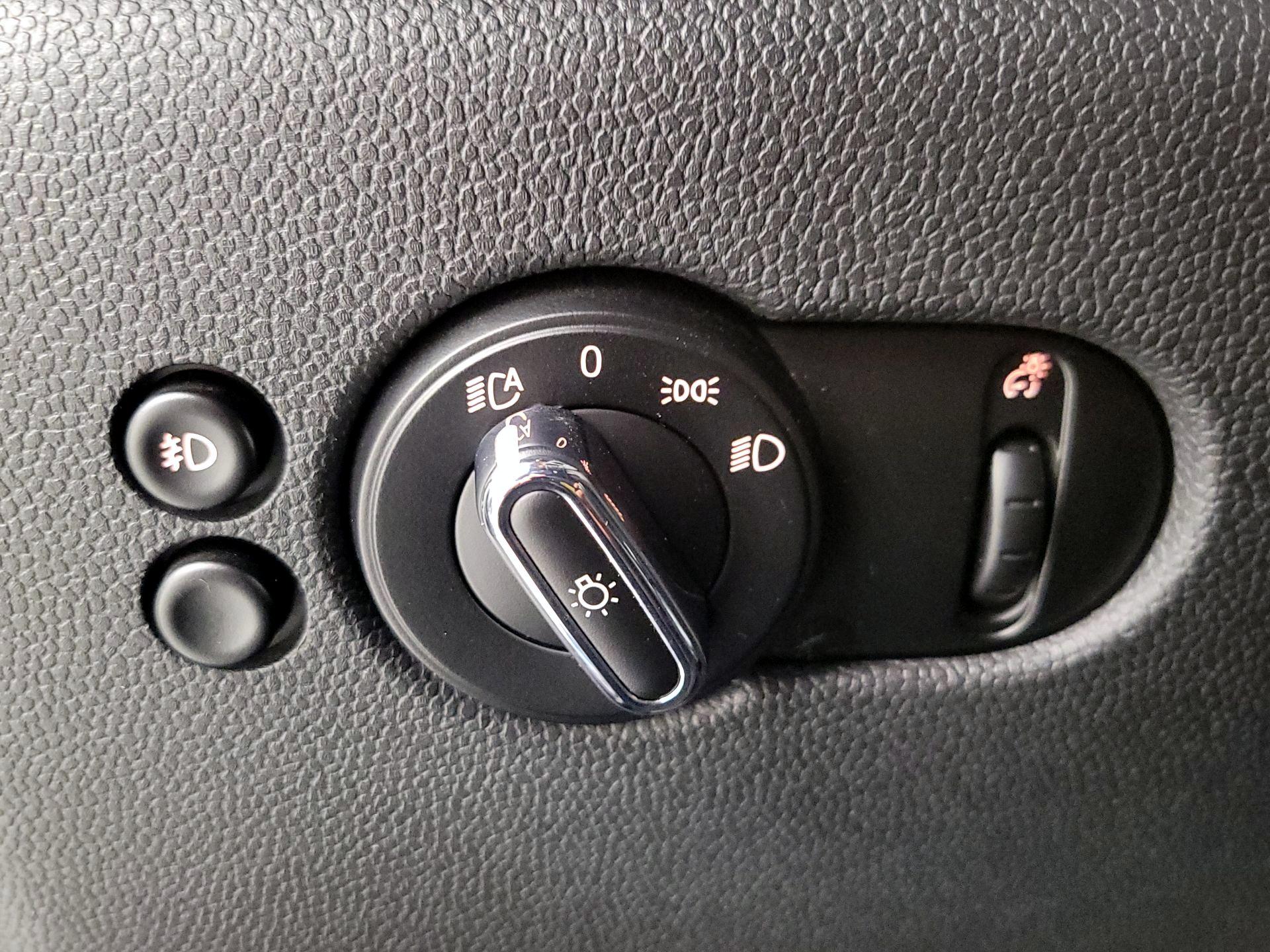 Thumbnail: 2021 MINI Cooper - 13