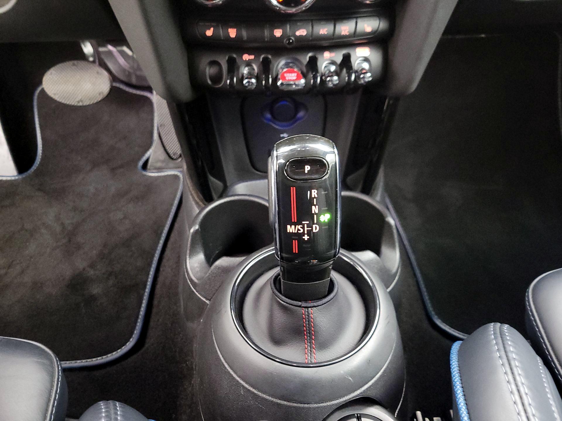 Thumbnail: 2021 MINI Cooper - 17