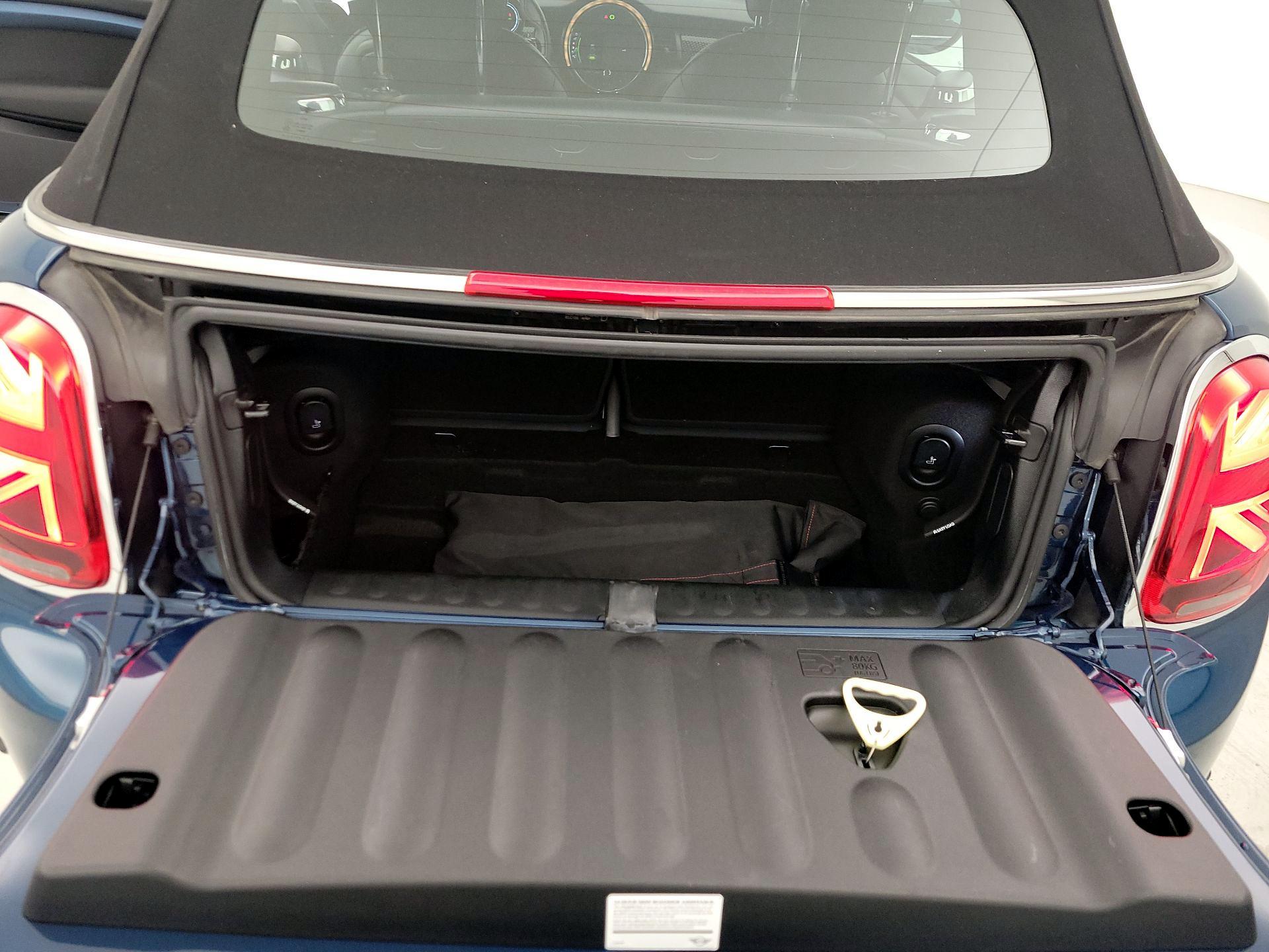 Thumbnail: 2021 MINI Cooper - 19