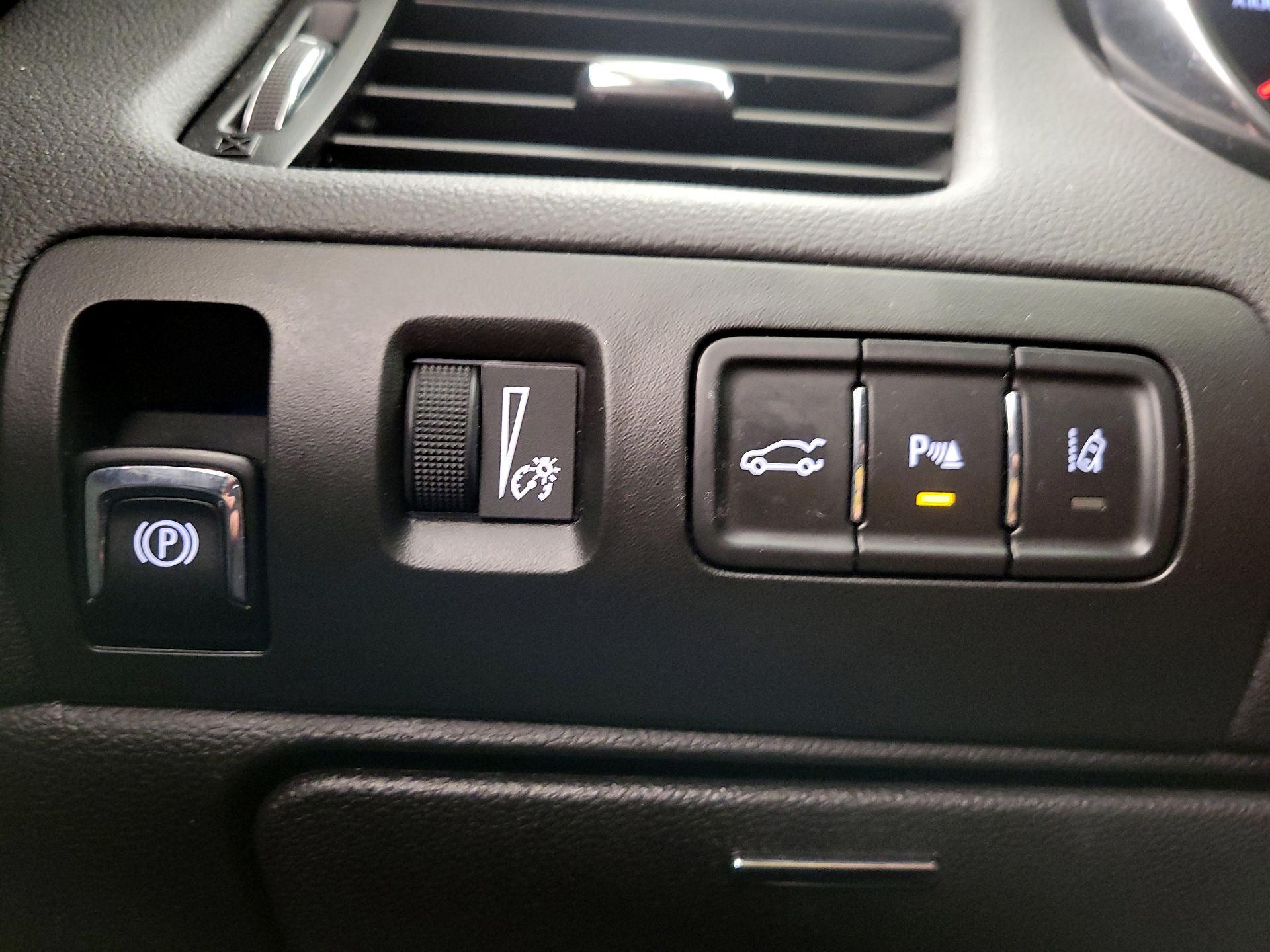 Thumbnail: 2017 Chevrolet Impala - 13