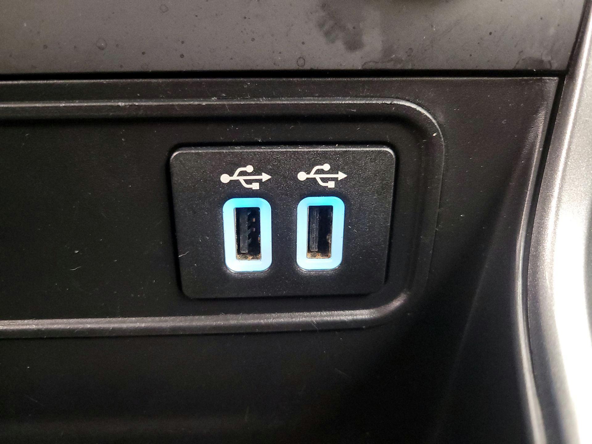 Thumbnail: 2018 Ford EcoSport - 18