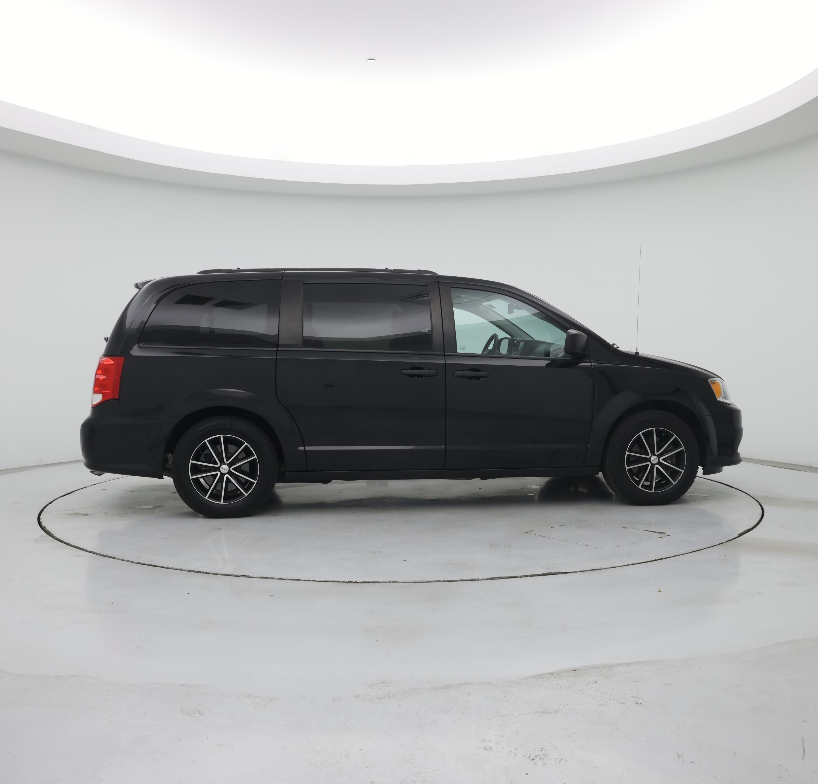 Thumbnail: 2019 Dodge Grand Caravan - 7
