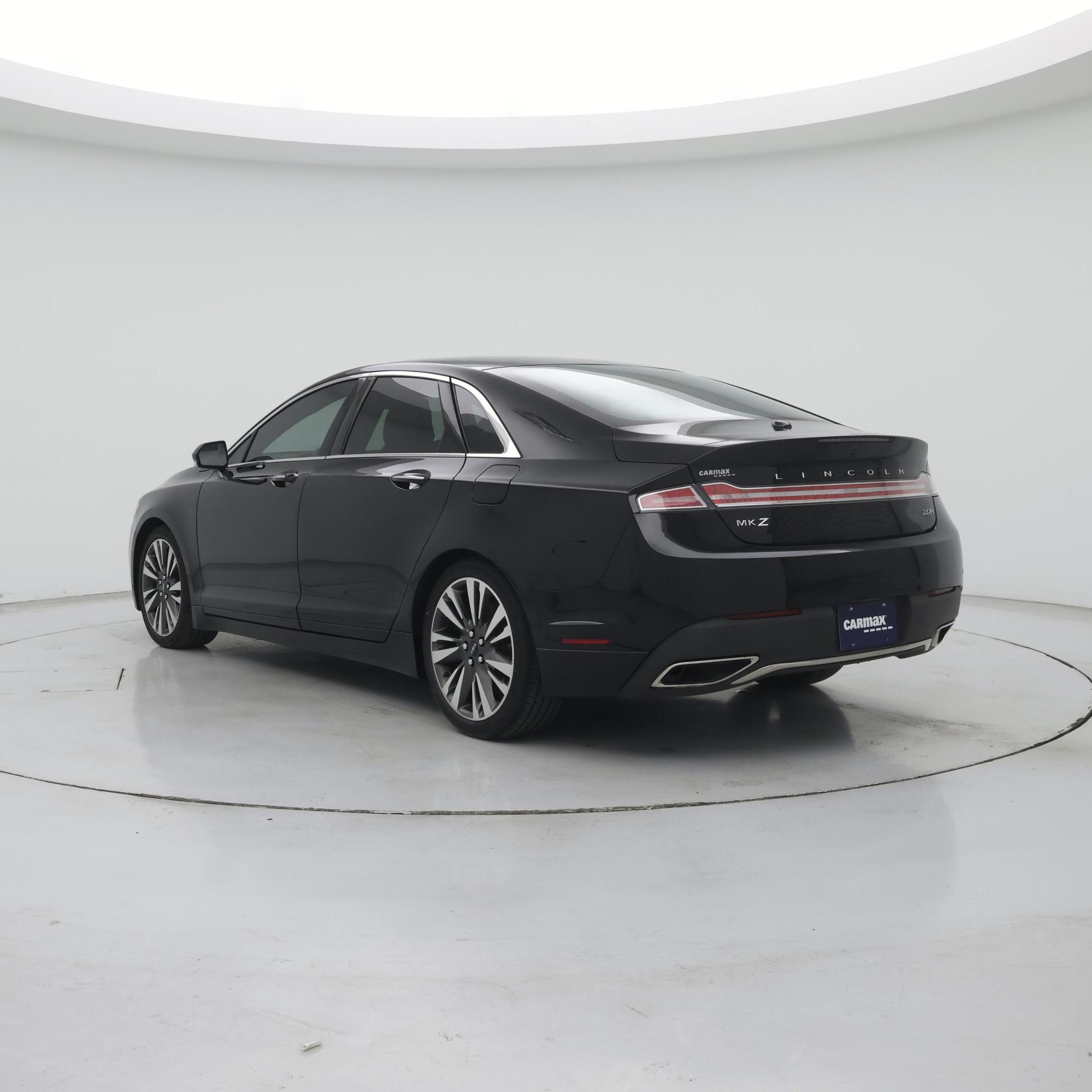 Thumbnail: 2017 Lincoln MKZ - 2