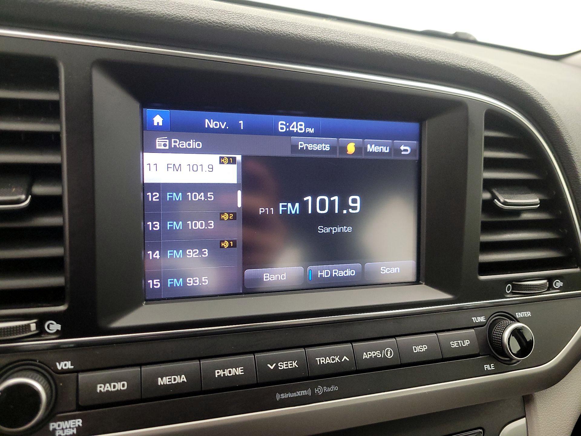 Thumbnail: 2018 Hyundai Elantra - 15