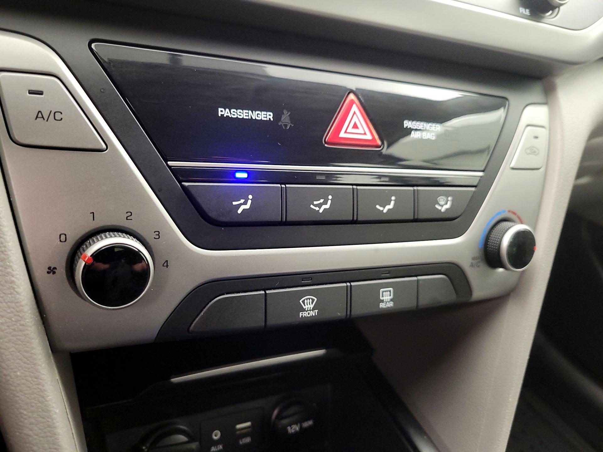 Thumbnail: 2018 Hyundai Elantra - 16