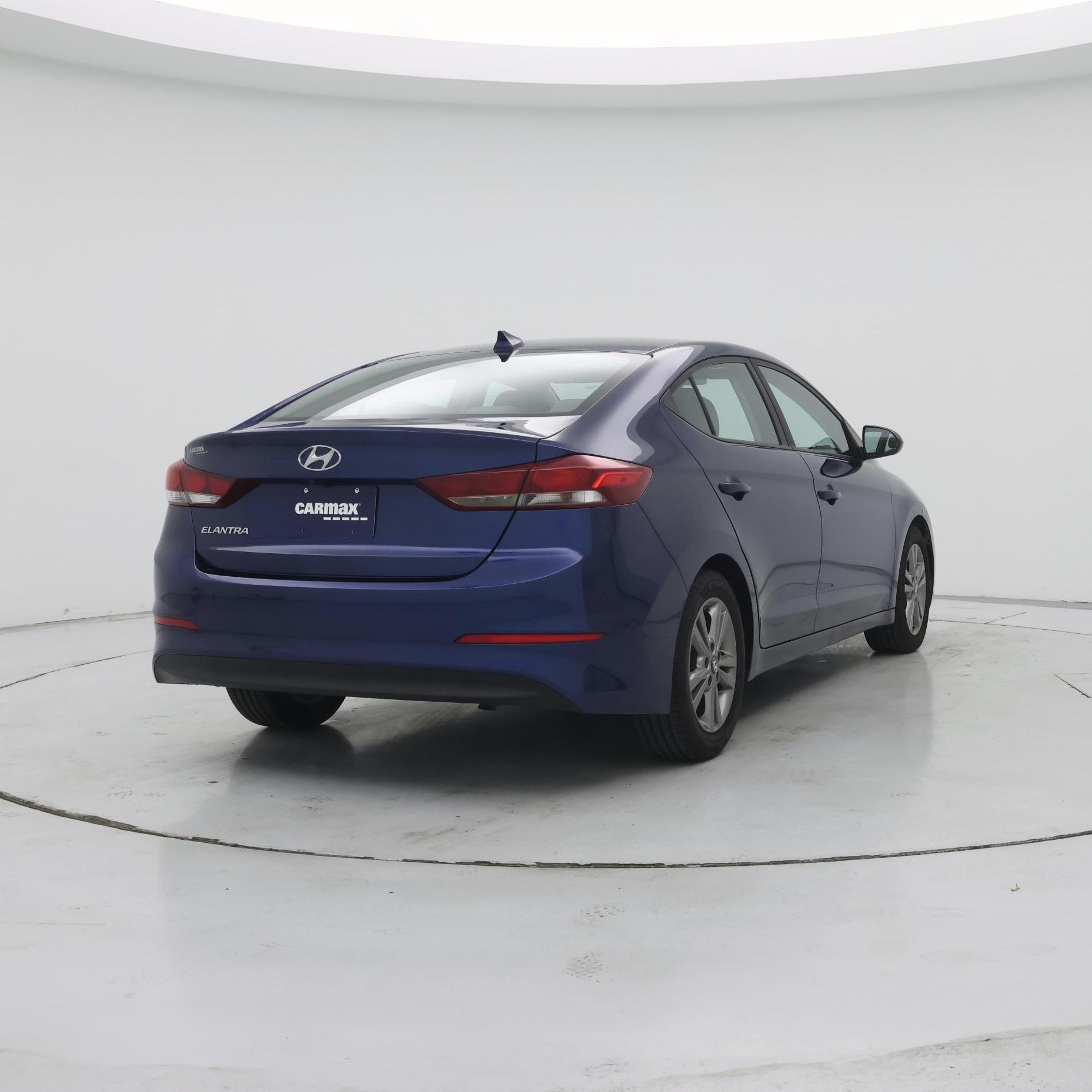 Thumbnail: 2018 Hyundai Elantra - 8