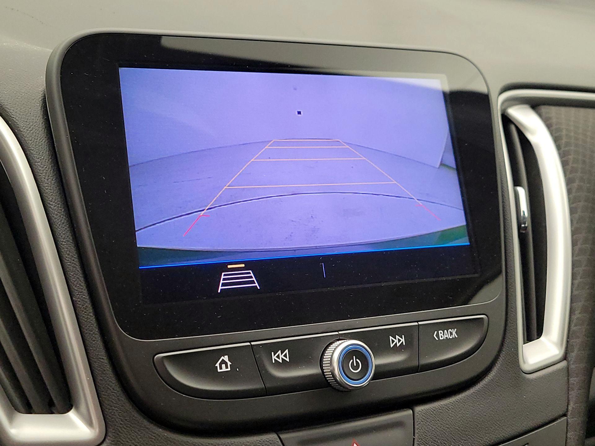 Thumbnail: 2019 Chevrolet Malibu - 14