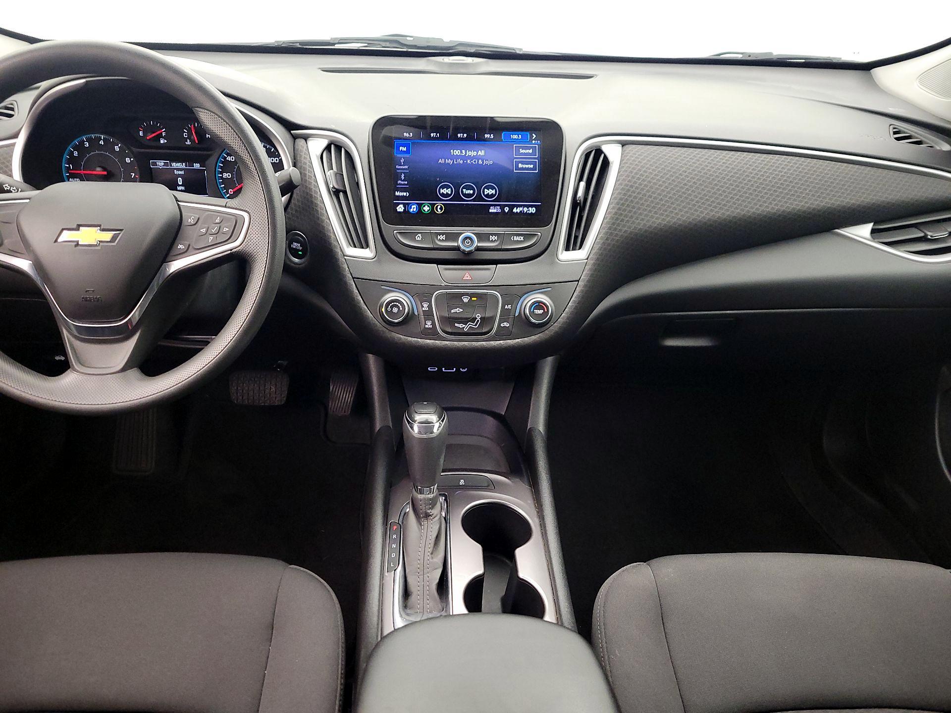 Thumbnail: 2019 Chevrolet Malibu - 17