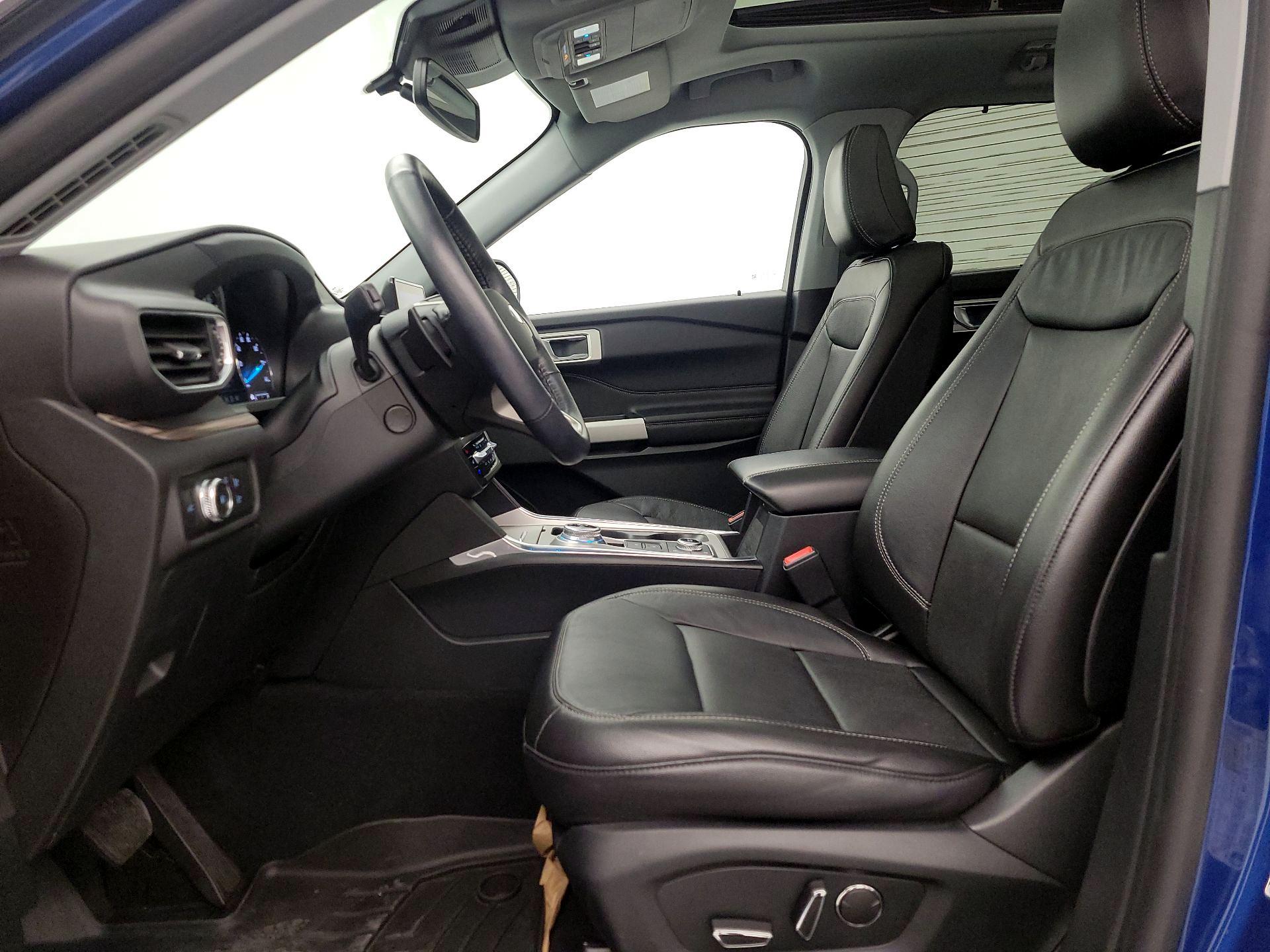 Thumbnail: 2020 Ford Explorer - 11