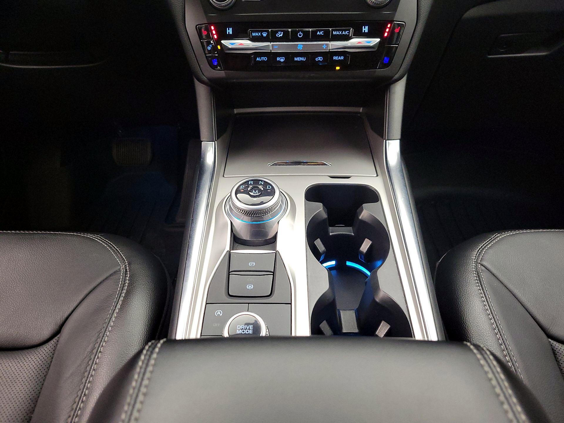 Thumbnail: 2020 Ford Explorer - 18