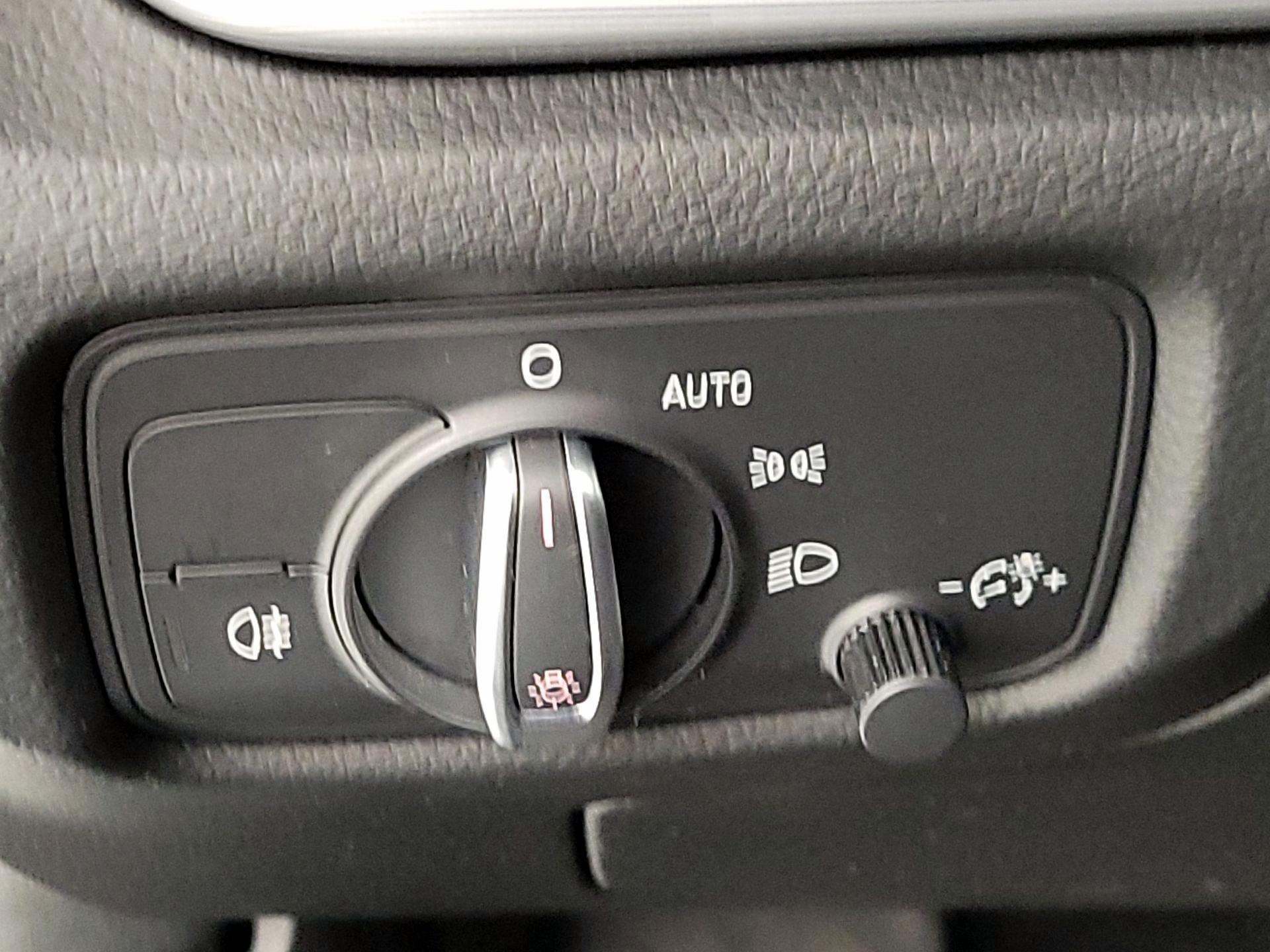 Thumbnail: 2015 Audi A3 - 13