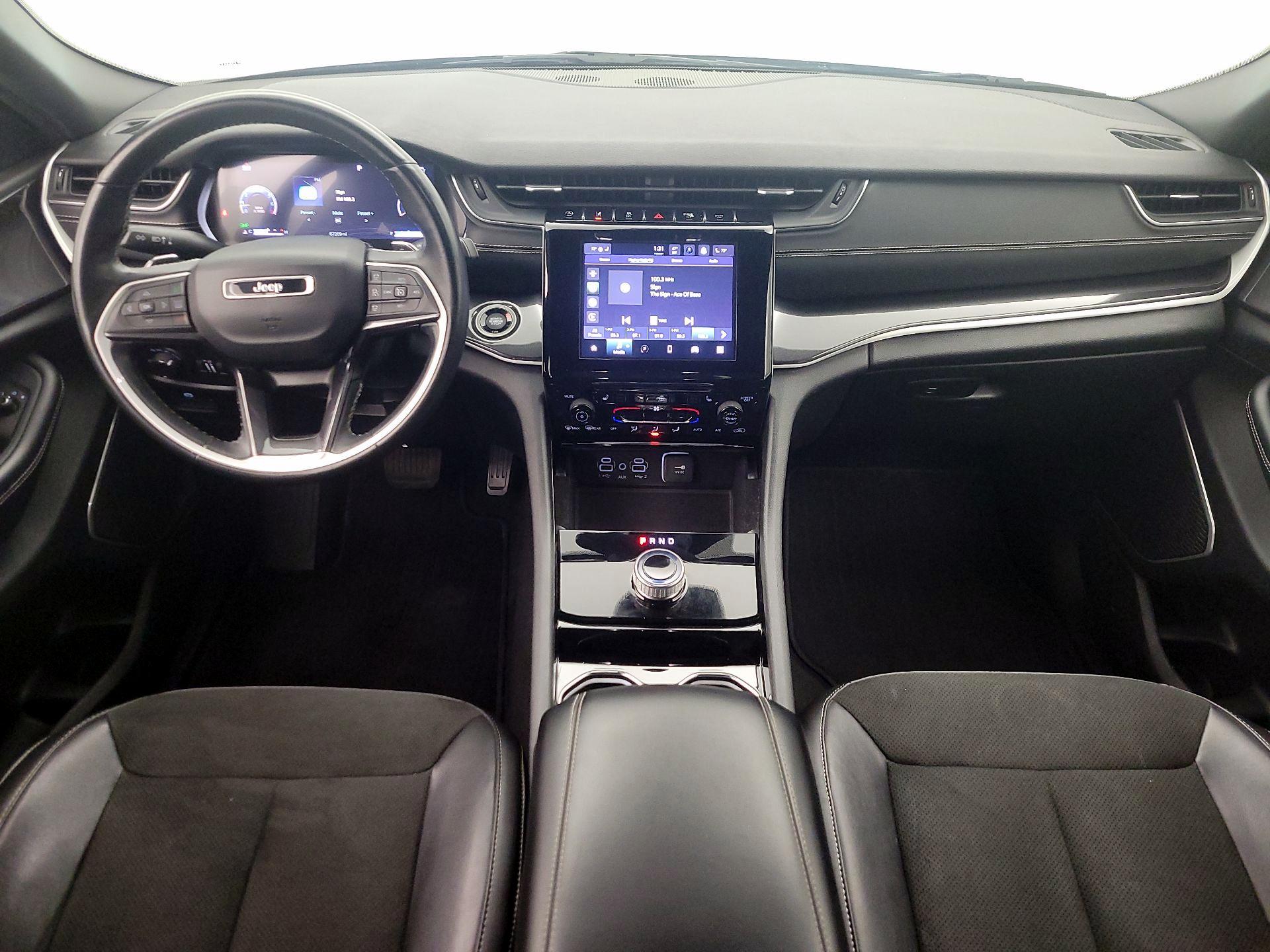 Thumbnail: 2022 Jeep Grand Cherokee L - 9