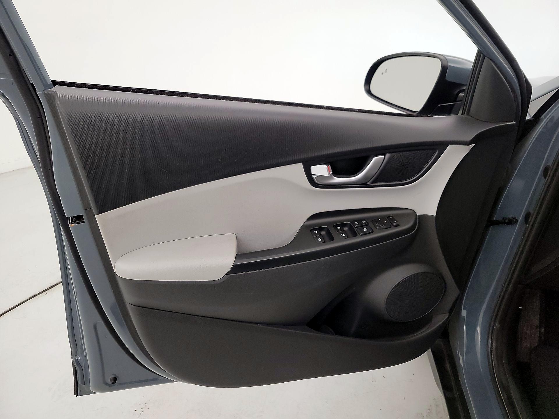 Thumbnail: 2022 Hyundai Kona - 12