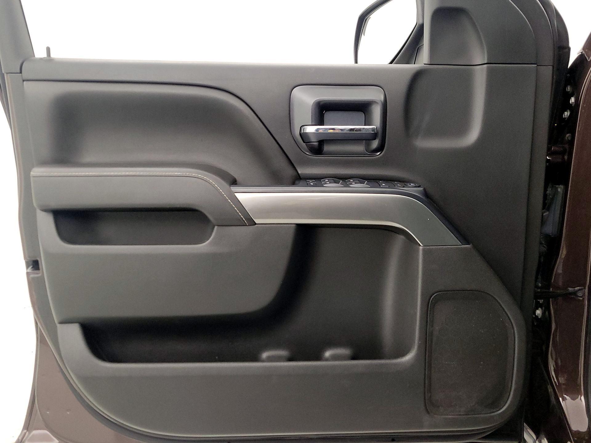 Thumbnail: 2016 Chevrolet Silverado 1500 - 12