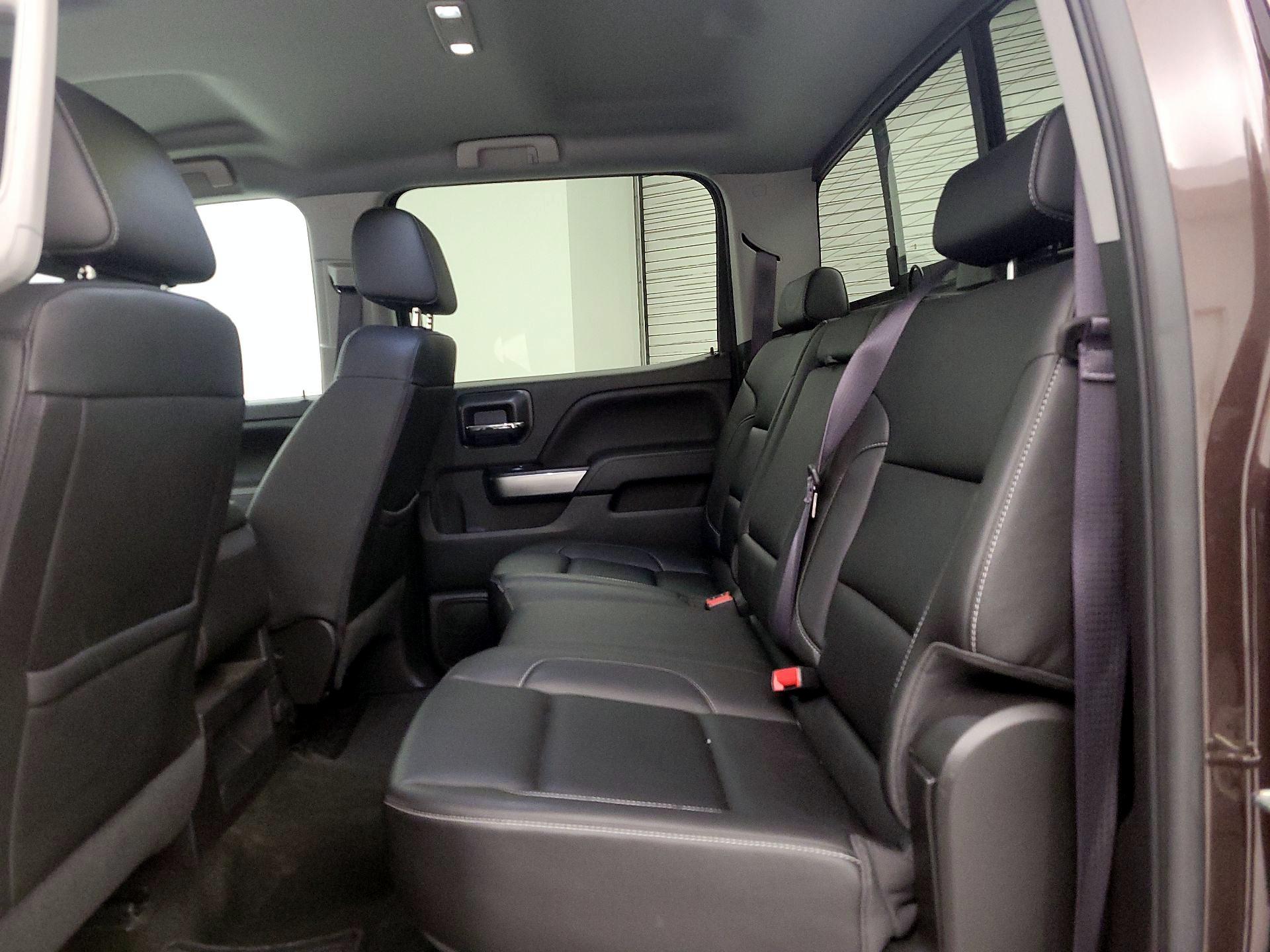 Thumbnail: 2016 Chevrolet Silverado 1500 - 19