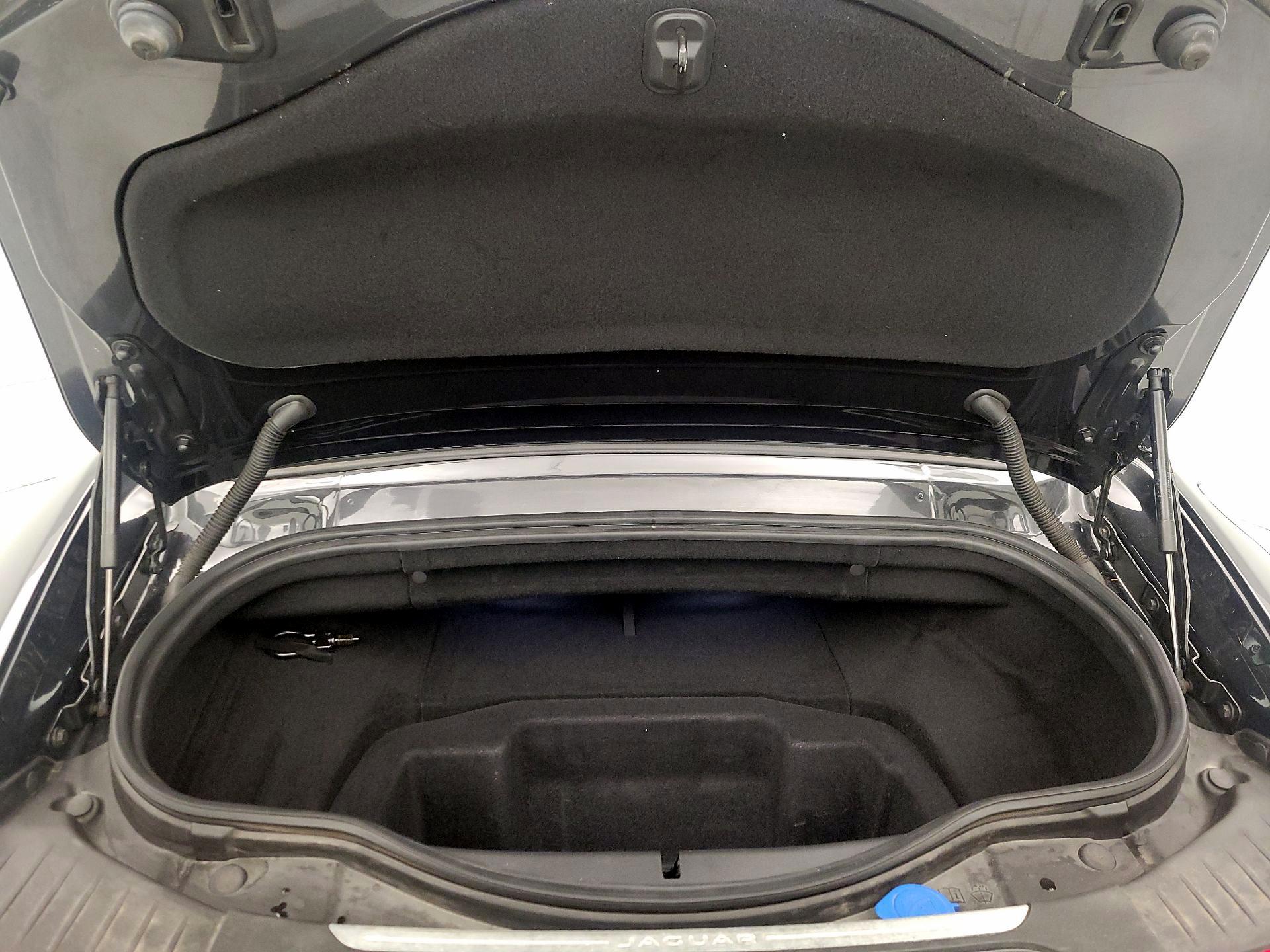 Thumbnail: 2022 Jaguar F-Type - 20