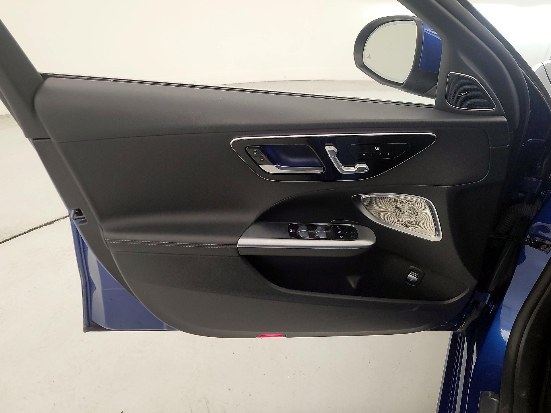 Thumbnail: 2024 Mercedes-Benz C-Class - 12