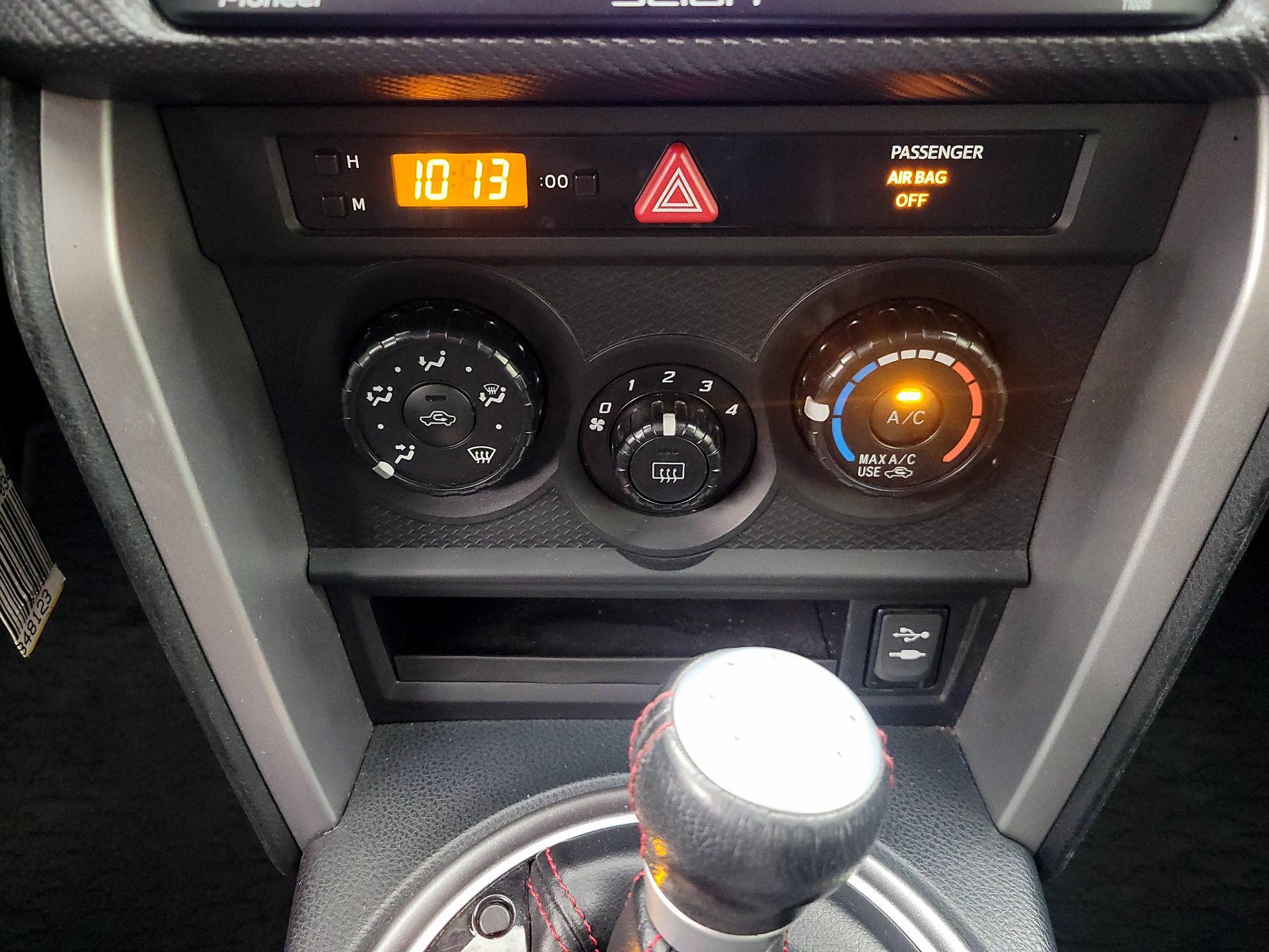 Thumbnail: 2015 Scion FR-S - 15