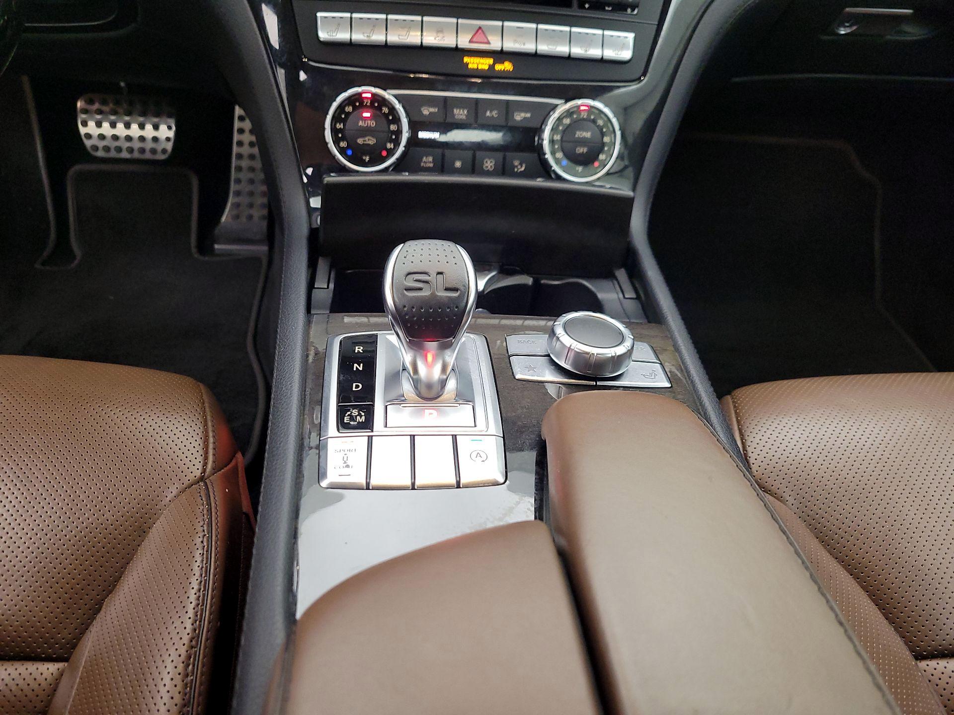 Thumbnail: 2016 Mercedes-Benz SL-Class - 18