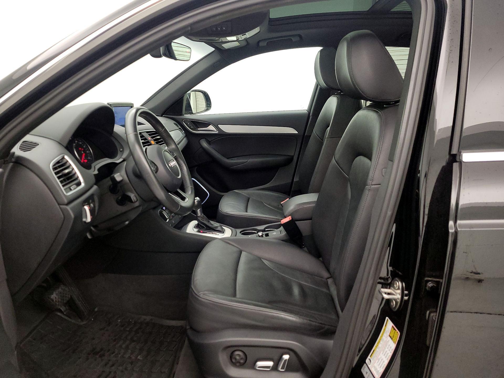 Thumbnail: 2018 Audi Q3 - 11