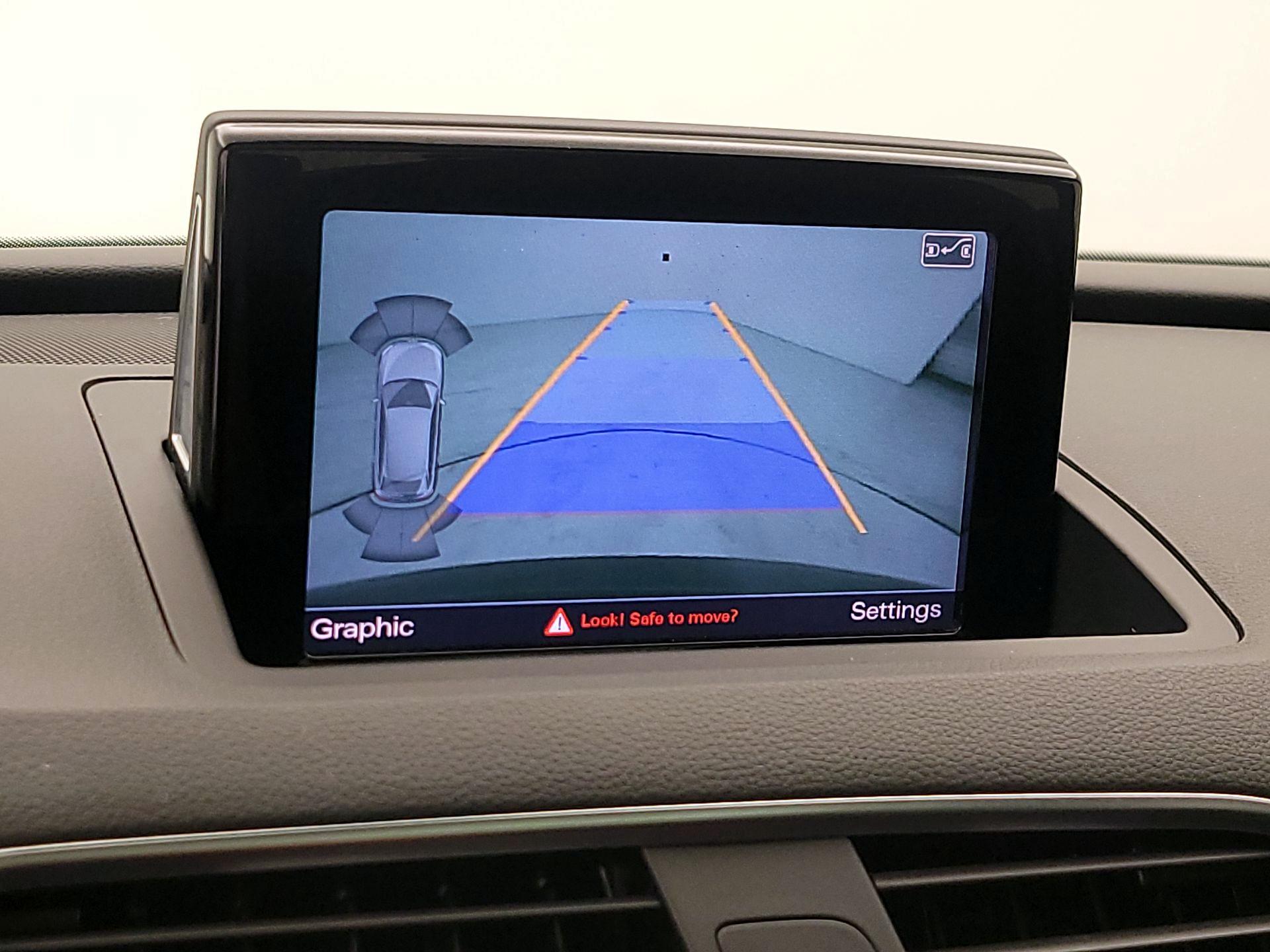 Thumbnail: 2018 Audi Q3 - 14