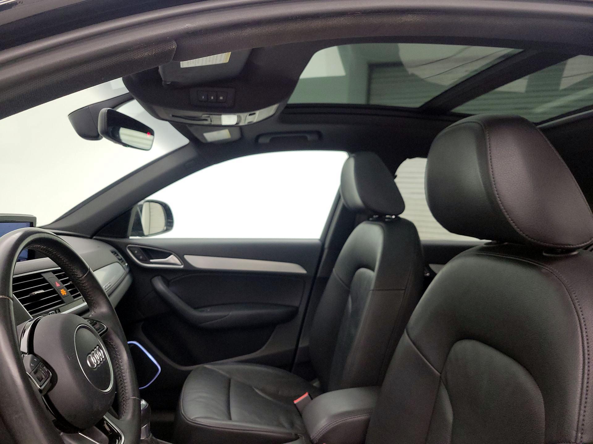 Thumbnail: 2018 Audi Q3 - 18