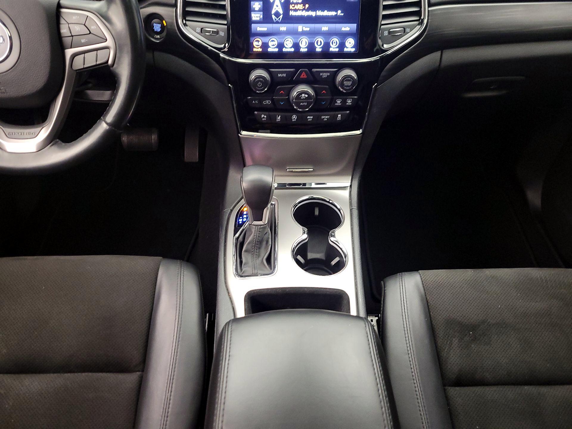 Thumbnail: 2020 Jeep Grand Cherokee - 18