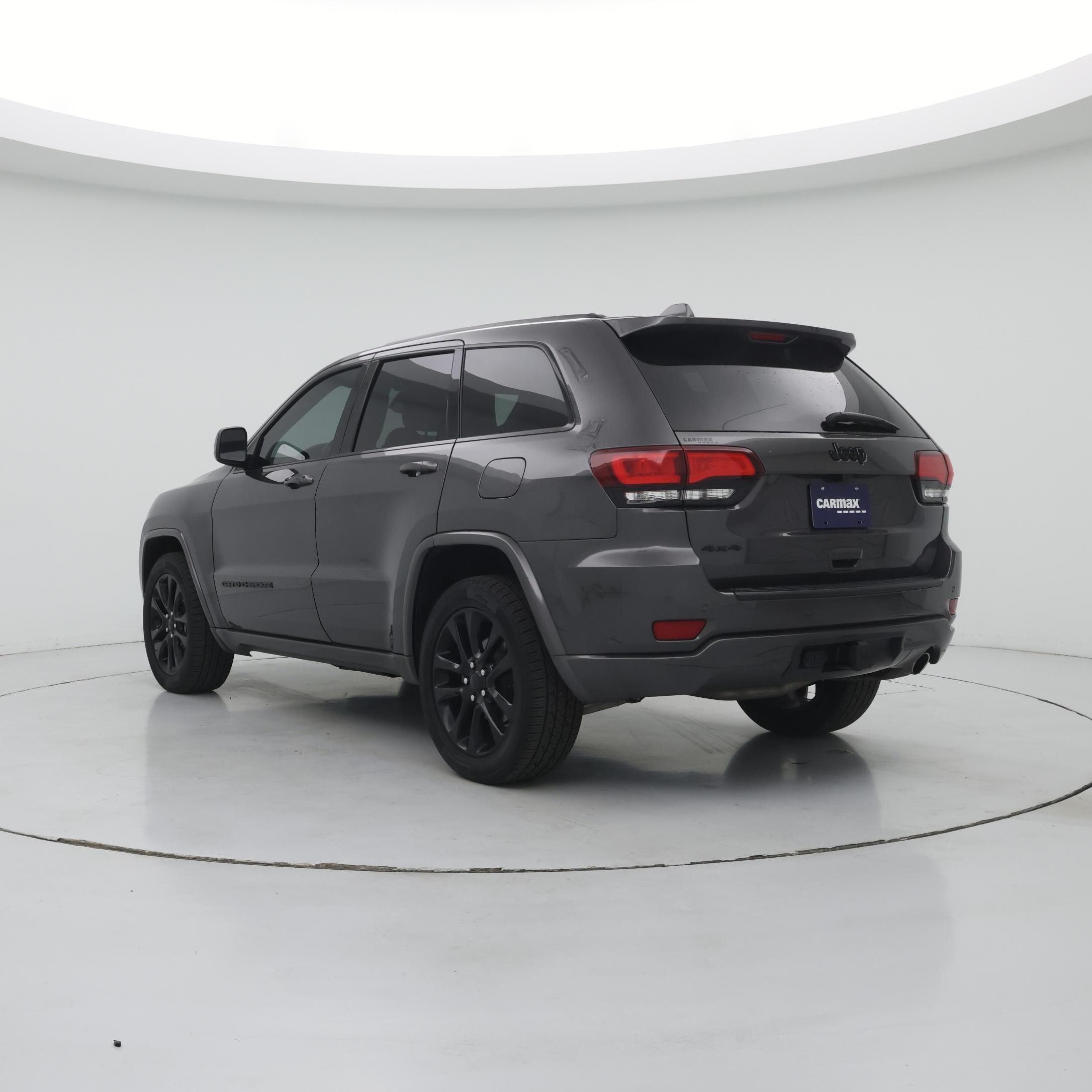 Thumbnail: 2020 Jeep Grand Cherokee - 2