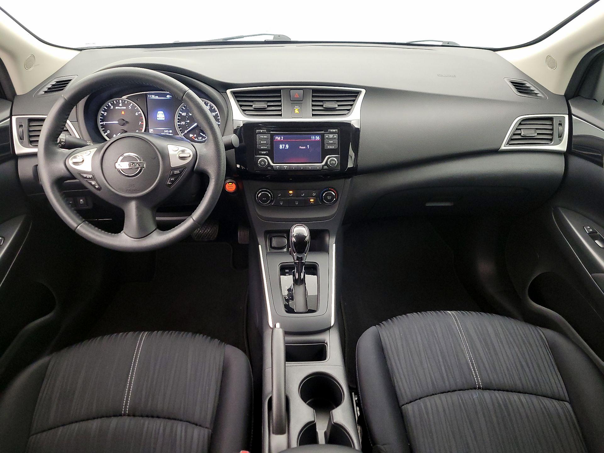 Thumbnail: 2016 Nissan Sentra - 9