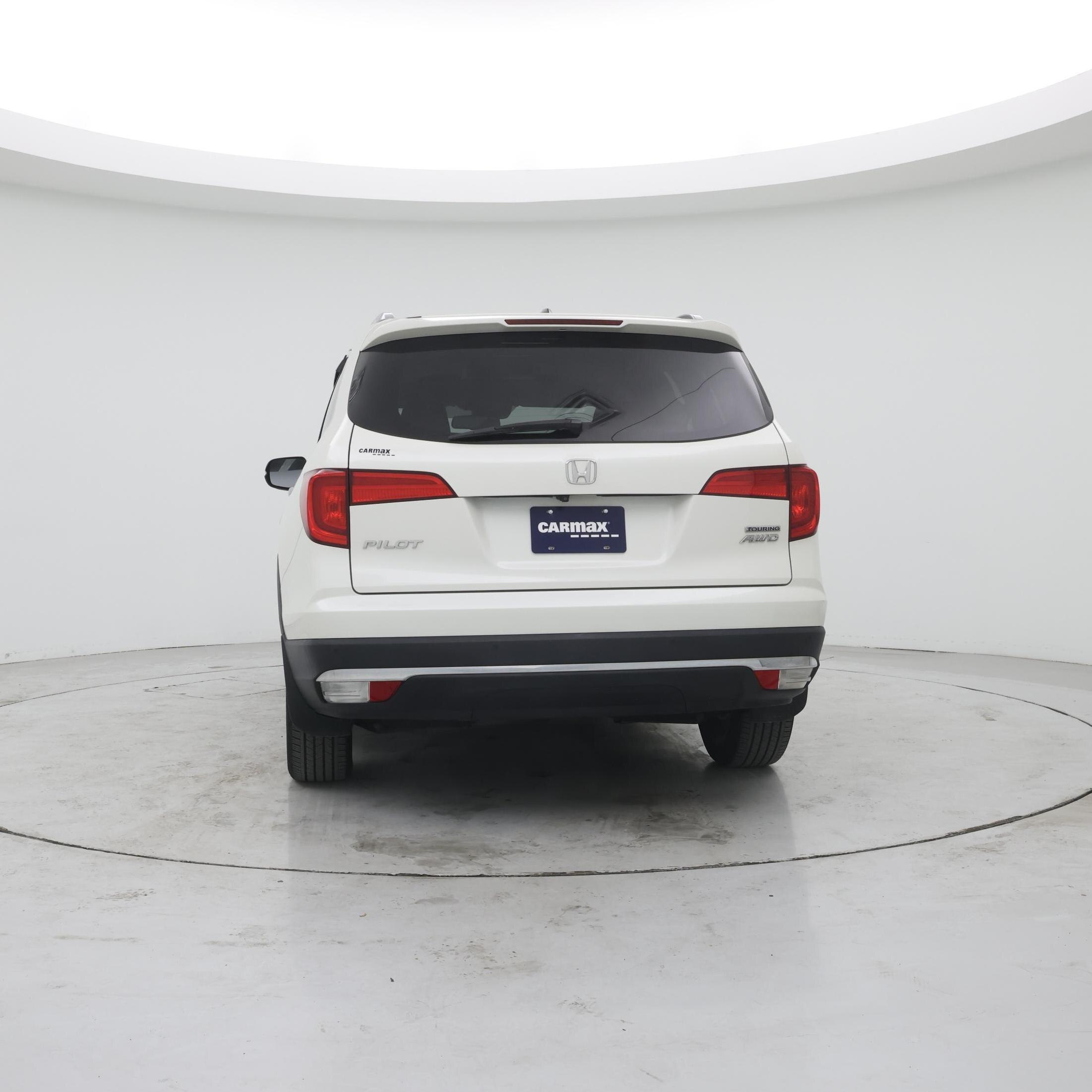 Thumbnail: 2017 Honda Pilot - 6