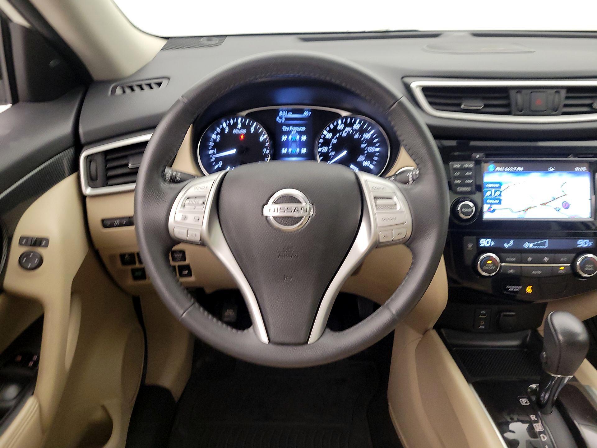 Thumbnail: 2016 Nissan Rogue - 10