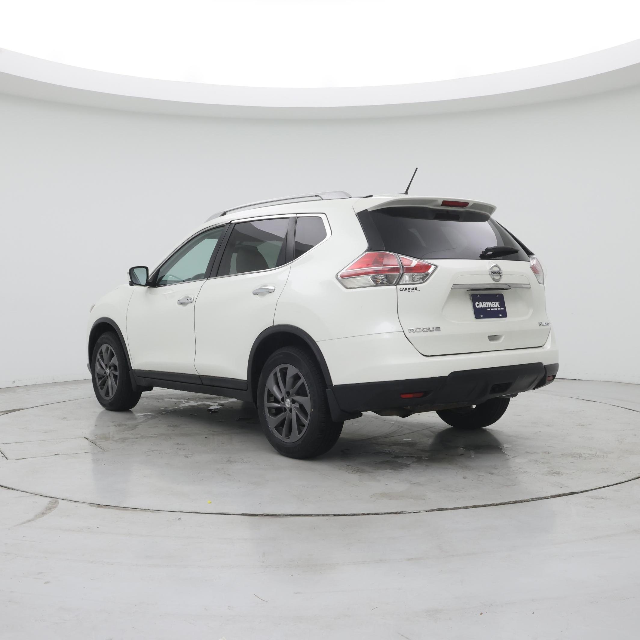 Thumbnail: 2016 Nissan Rogue - 2