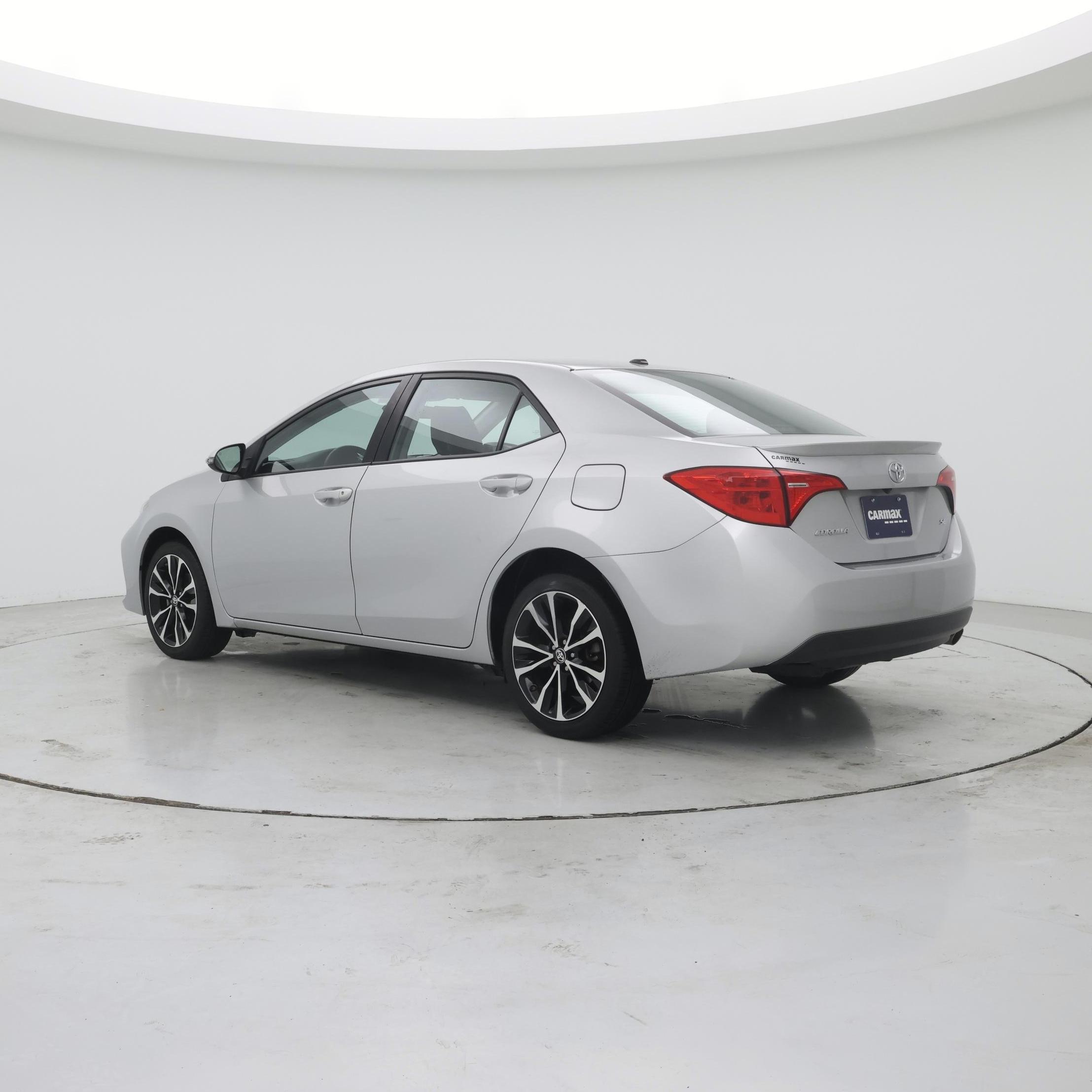 Thumbnail: 2017 Toyota Corolla - 2