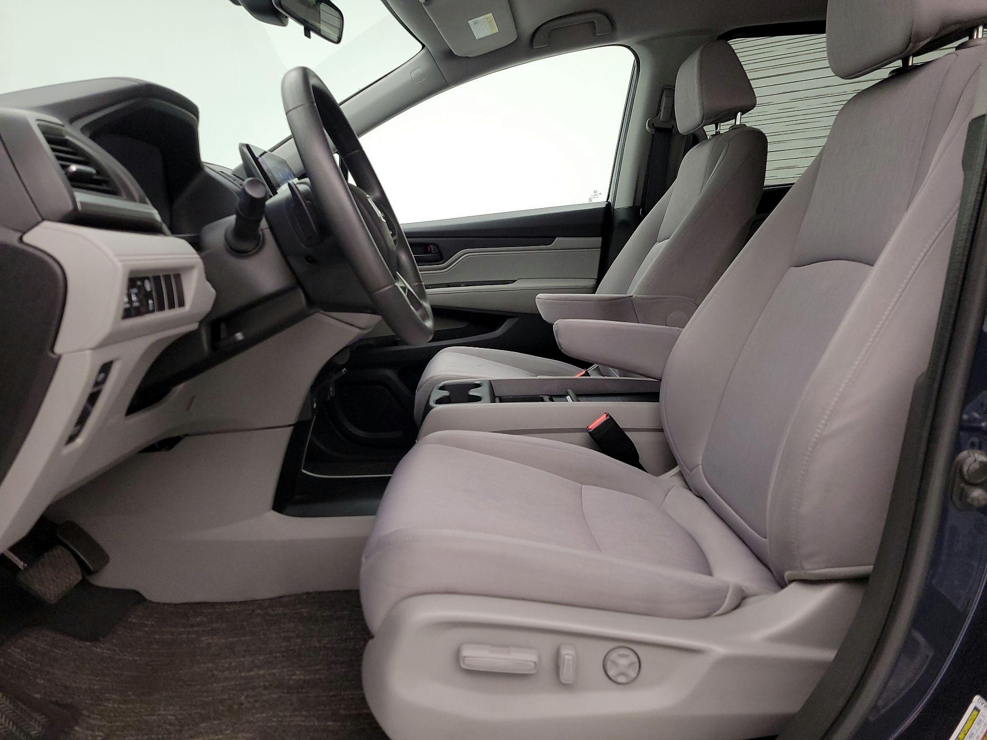 Thumbnail: 2021 Honda Odyssey - 11