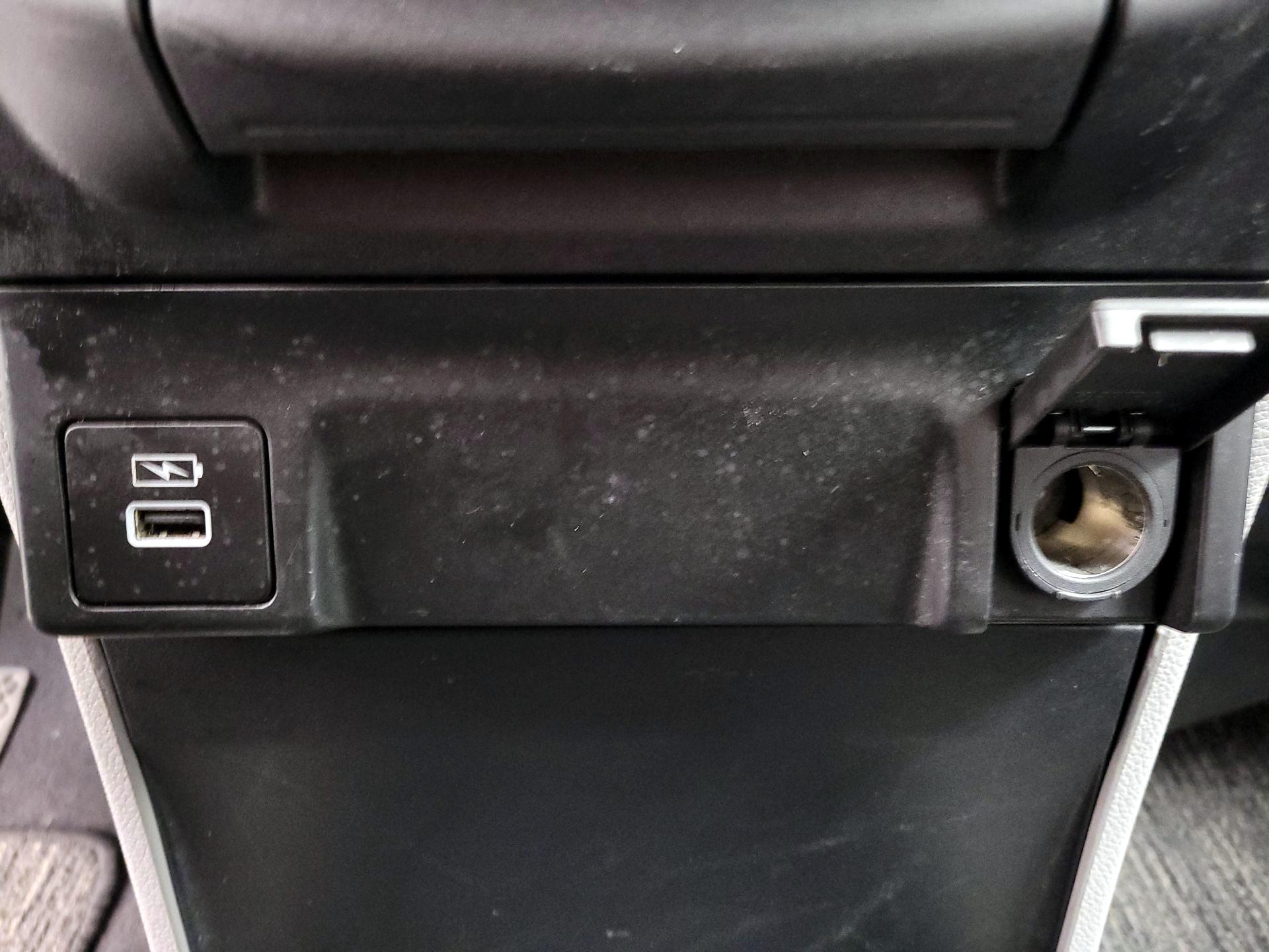 Thumbnail: 2021 Honda Odyssey - 18