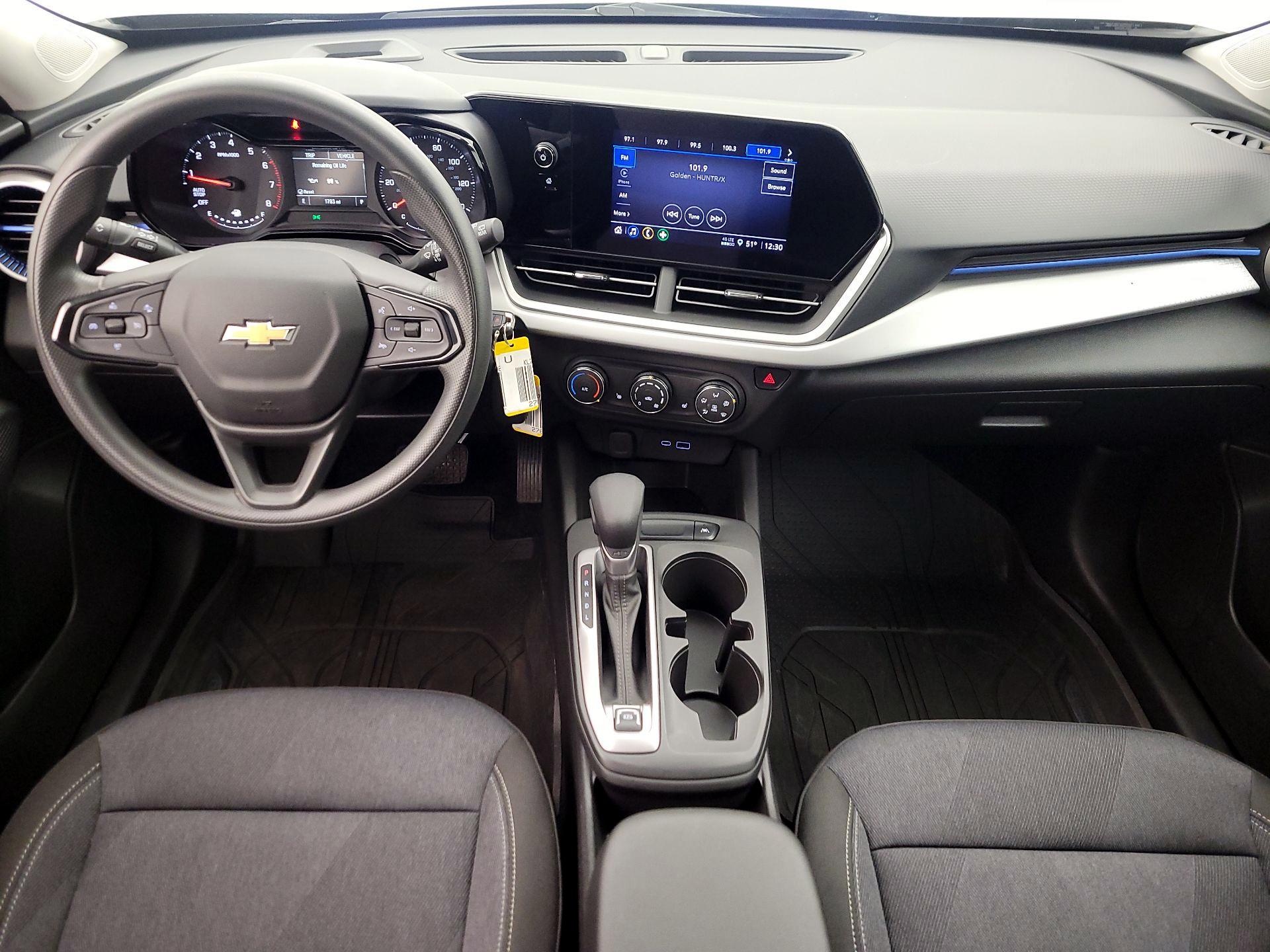 Thumbnail: 2024 Chevrolet Trax - 9