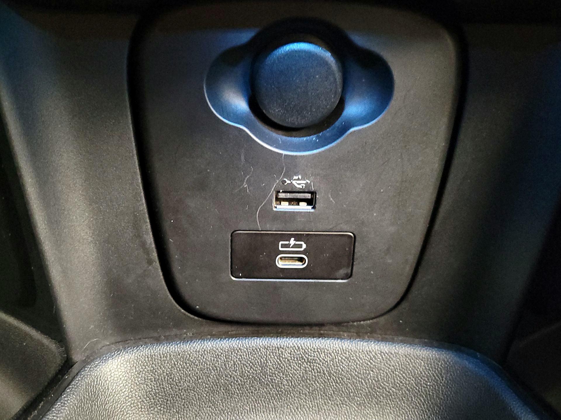 Thumbnail: 2023 MINI Cooper - 19