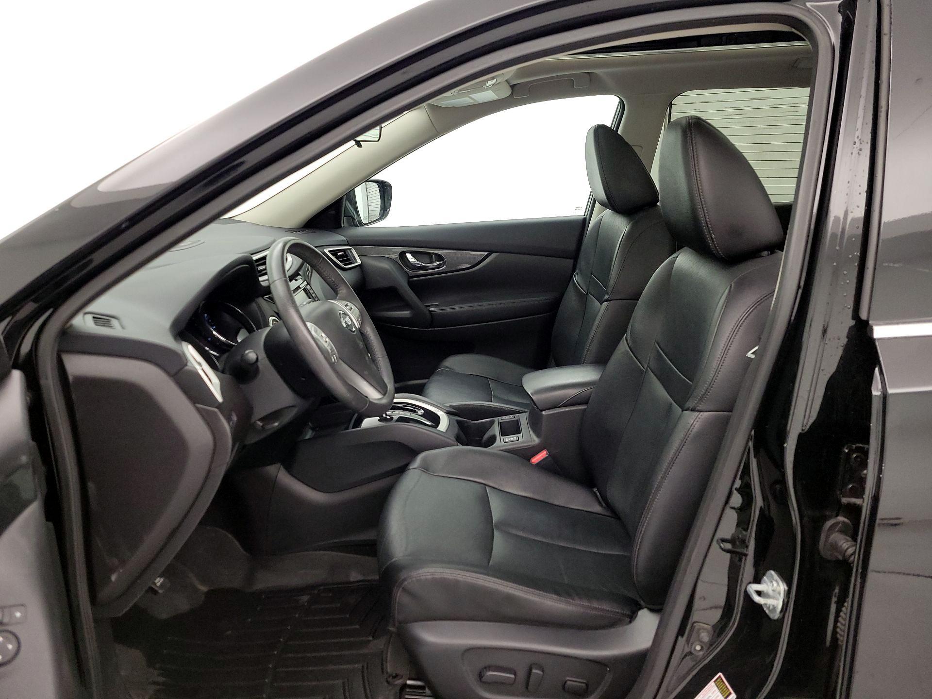 Thumbnail: 2016 Nissan Rogue - 11